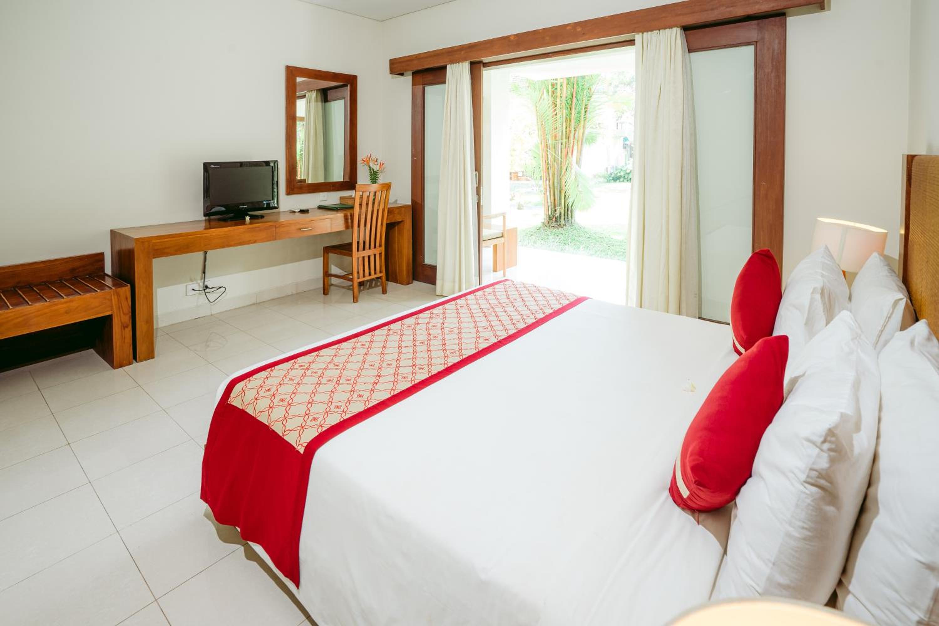 Superior Double or Twin Room - Photo 7