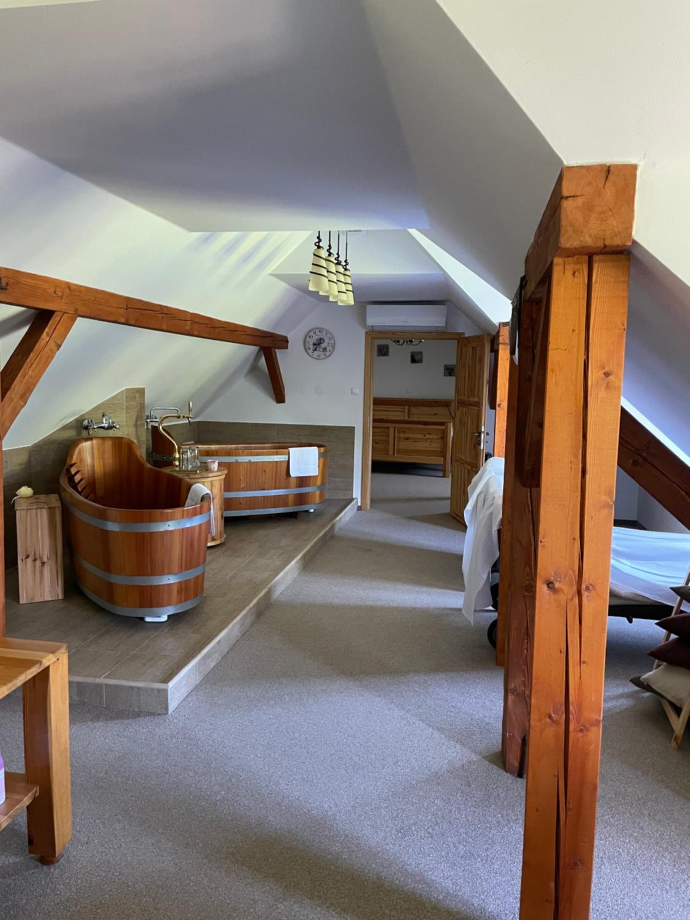 Deluxe Double or Twin Room - Photo 3