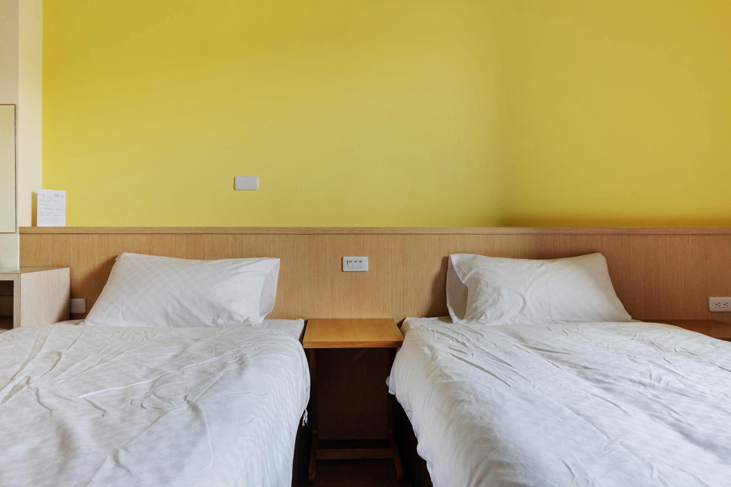 Double Room with Balcony - Photo 6
