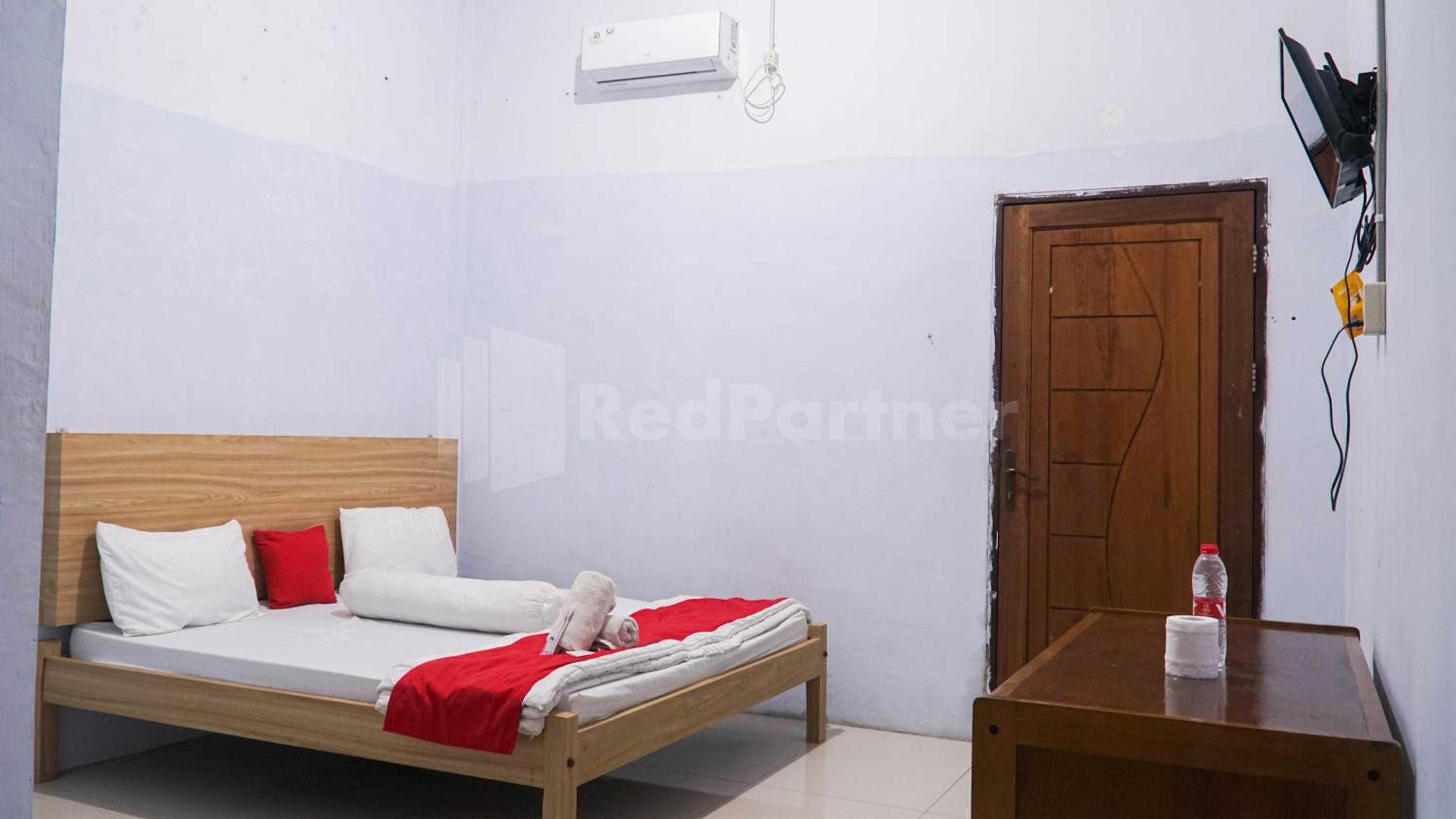 Standard Double Room - Photo 4
