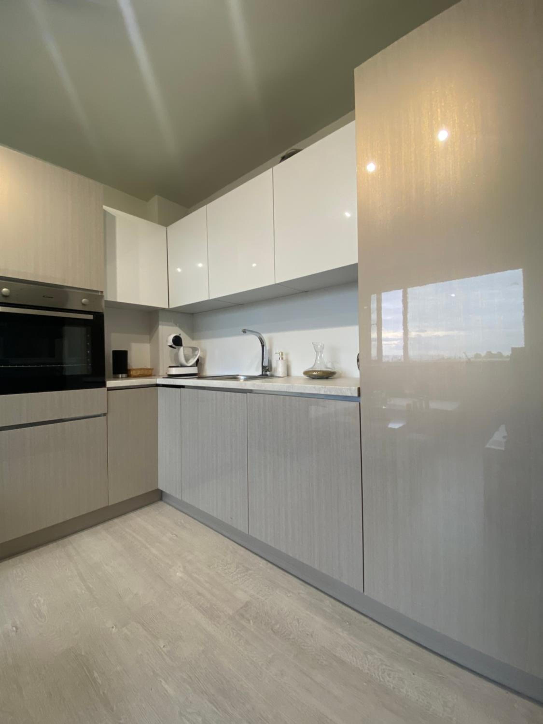 One-Bedroom Apartment - Photo 7