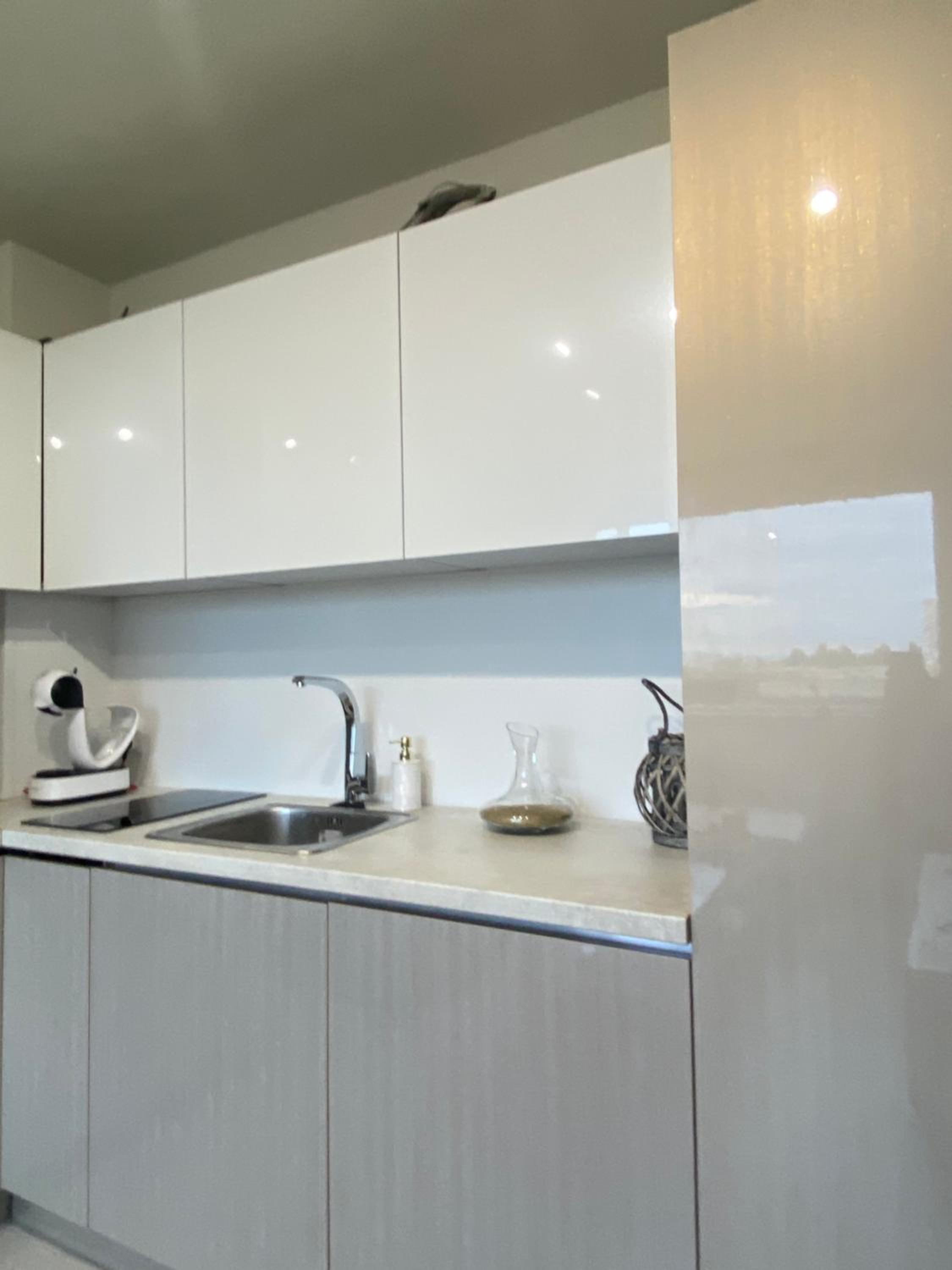 One-Bedroom Apartment - Photo 6