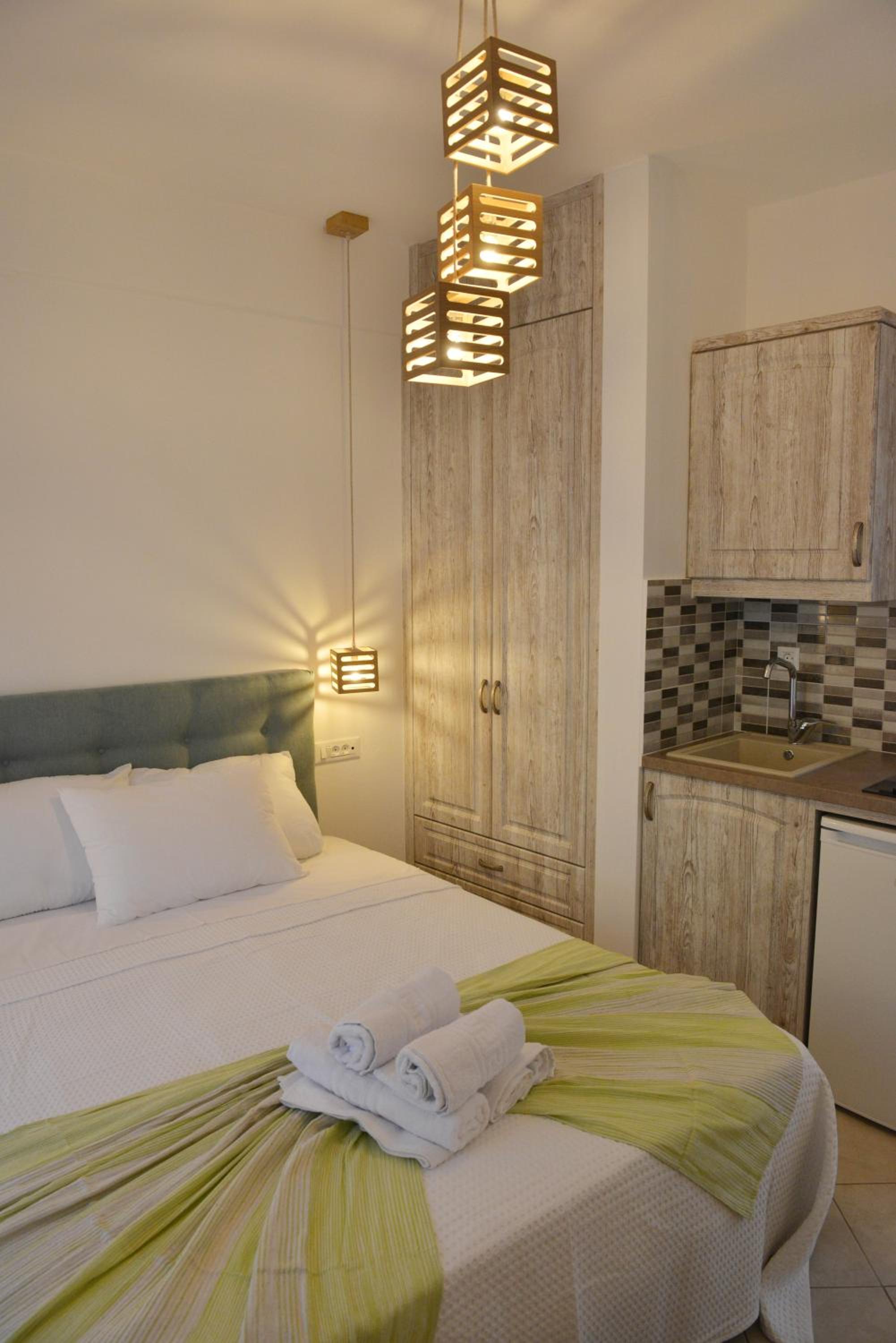Deluxe Double Room photo 2