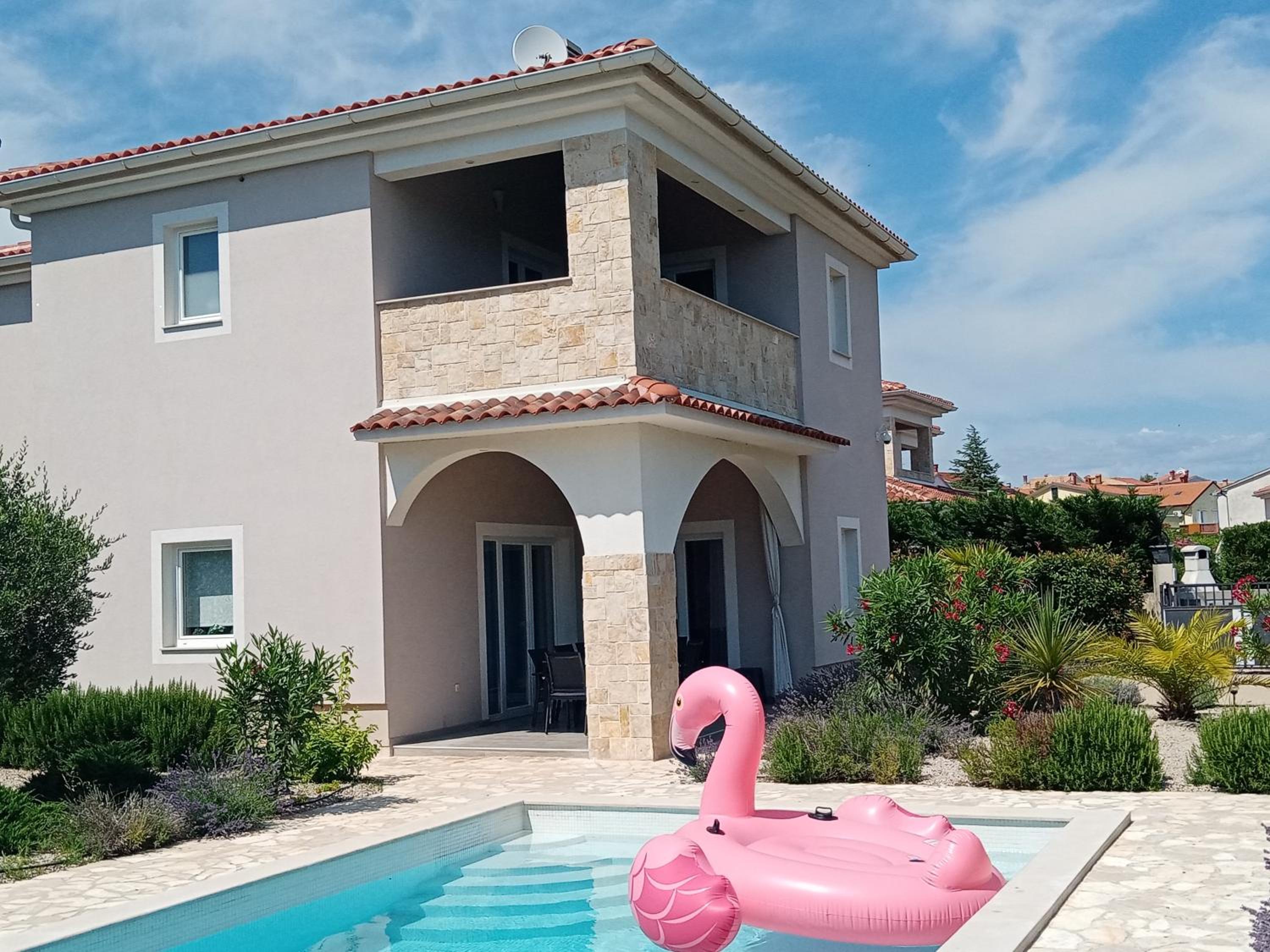 Villa photo 3