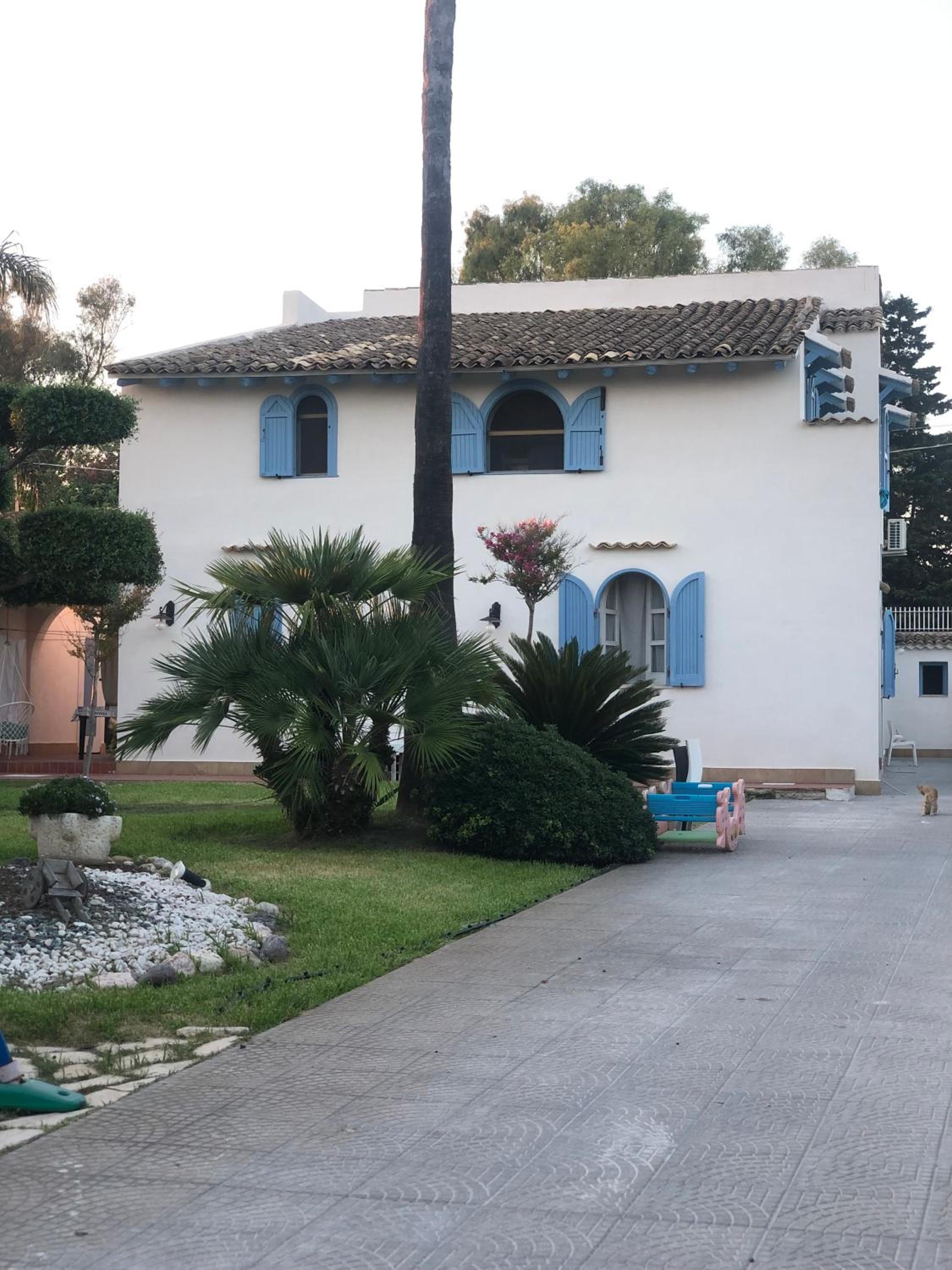 Villa with Sea View photo 3