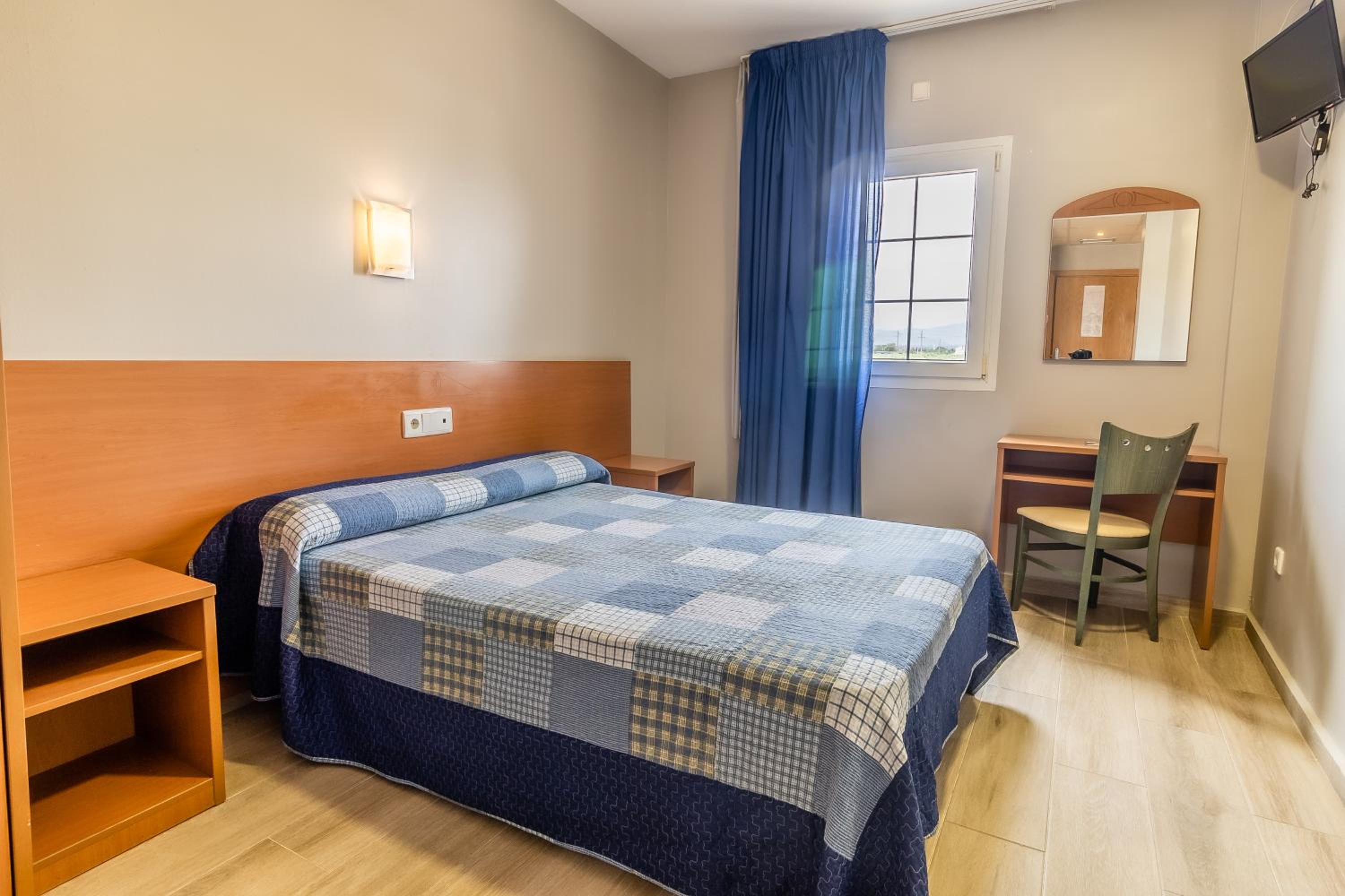 Double Room - Photo 5