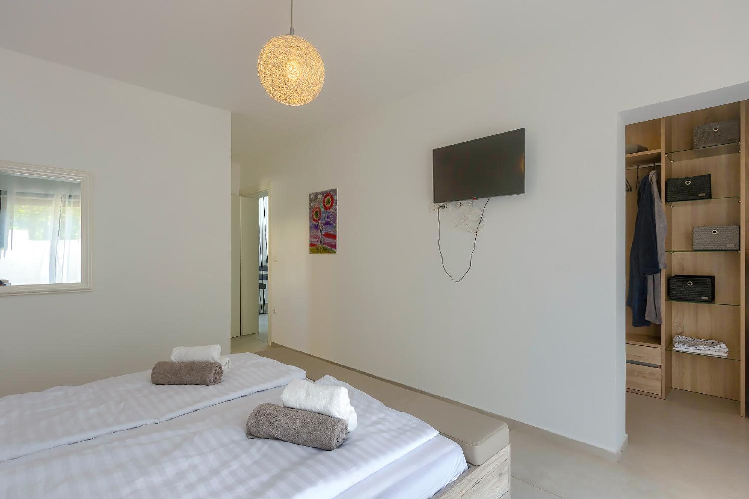 Villa photo 1
