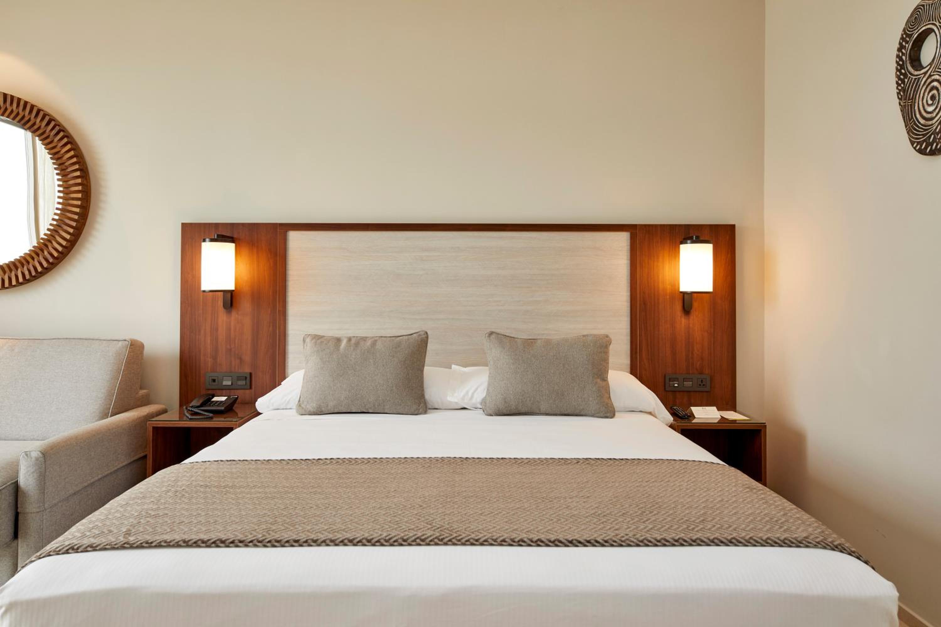 Double Room Lateral Sea View - Photo 3