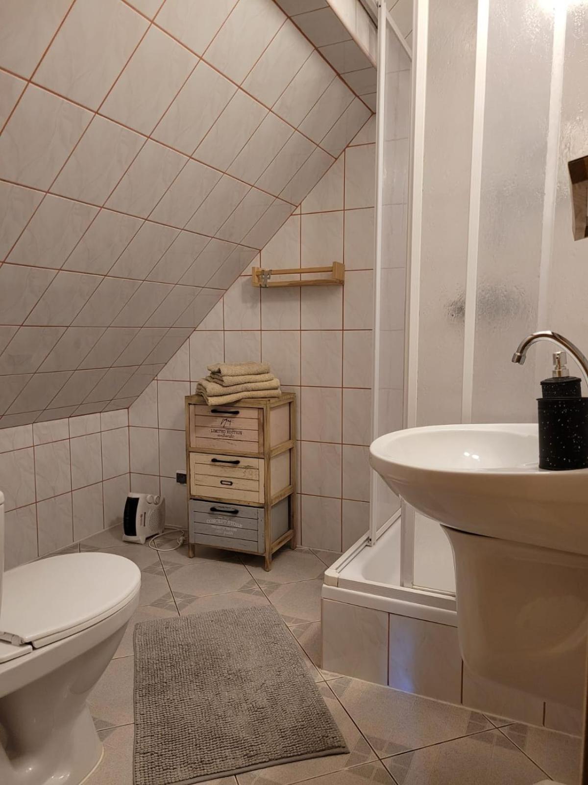Triple Room with Garden View - Photo 3
