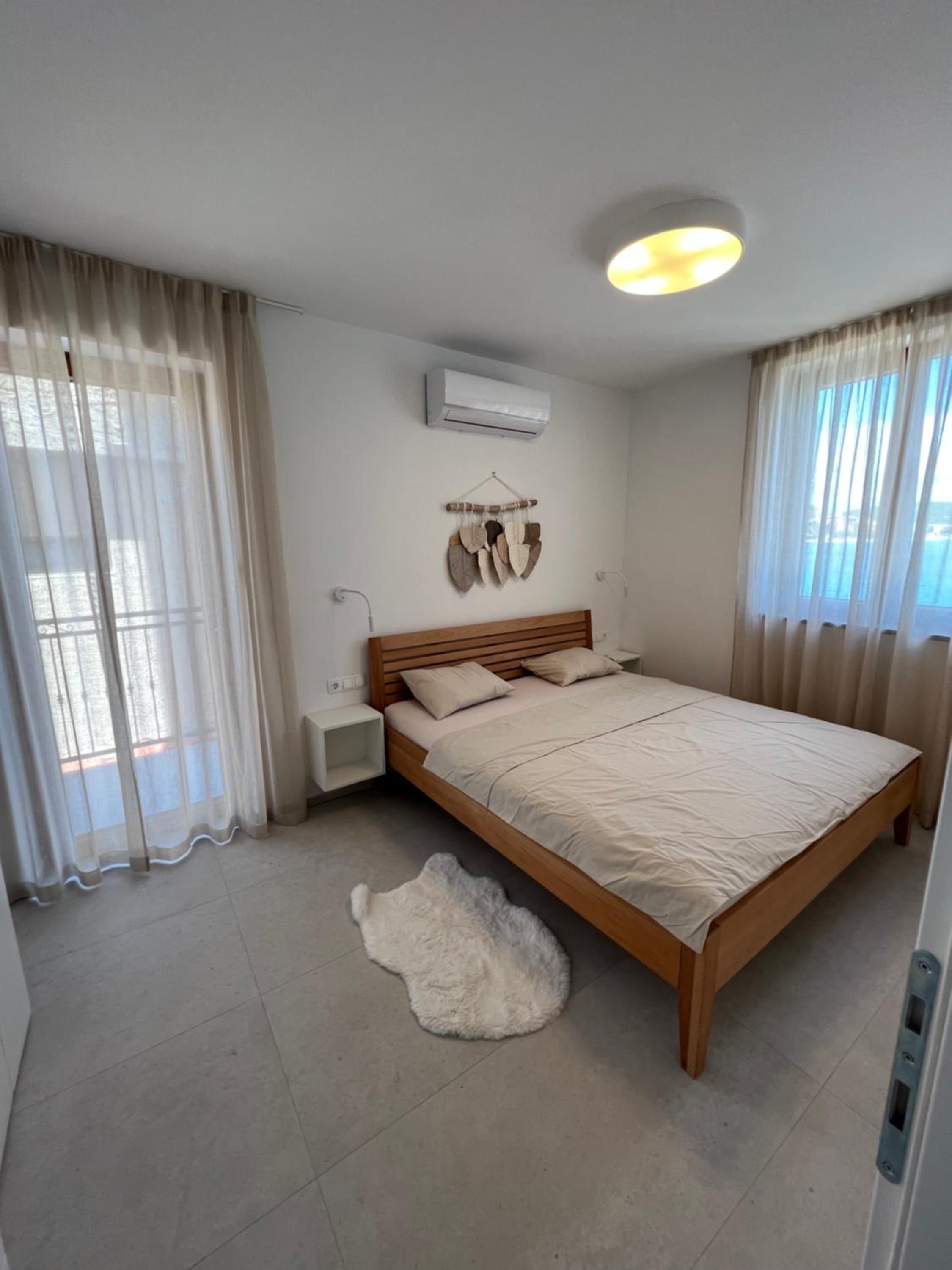 Apartment with Sea View - Photo 11