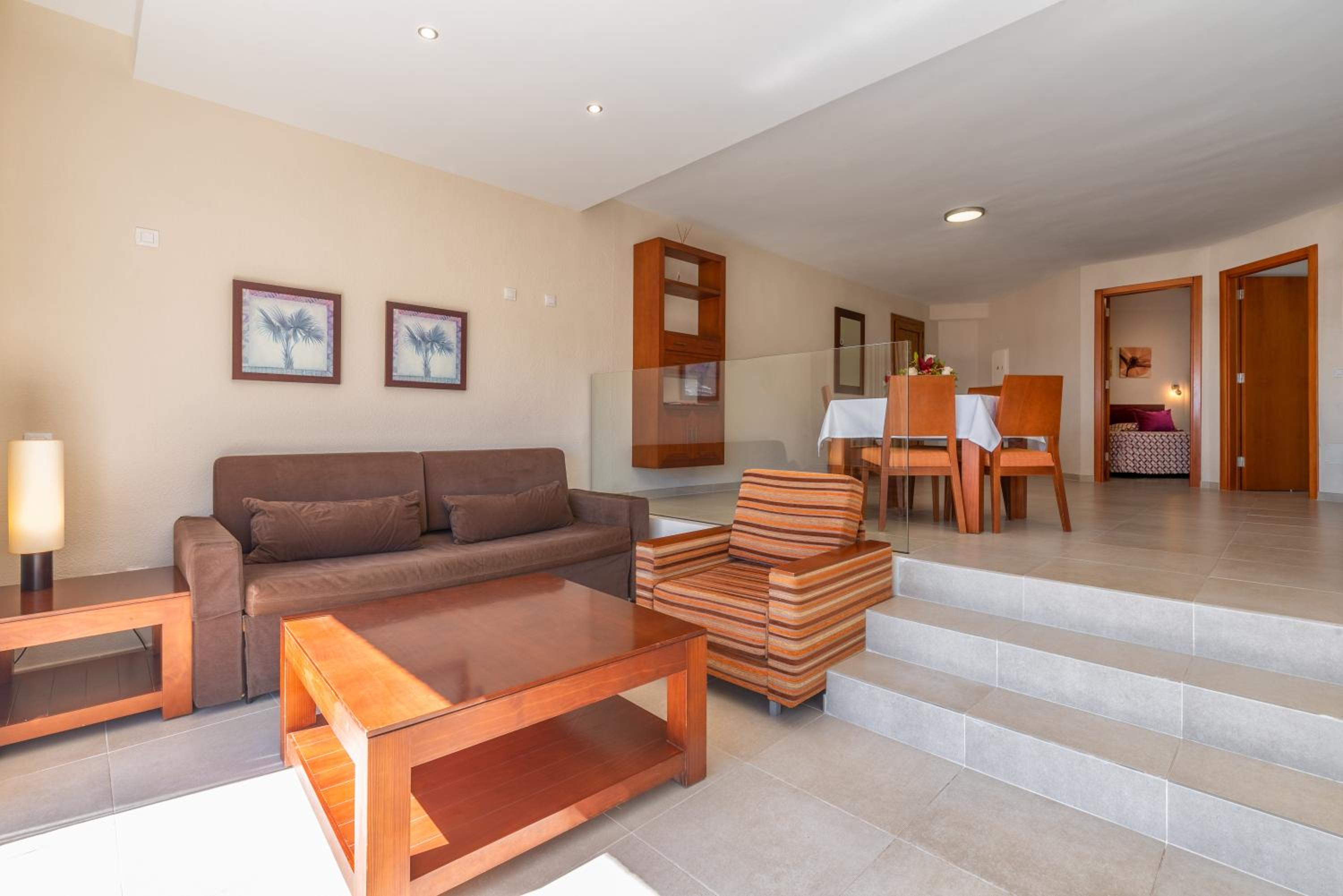 Apartamento Superior de Dos Habitaciones con Vista al Mar