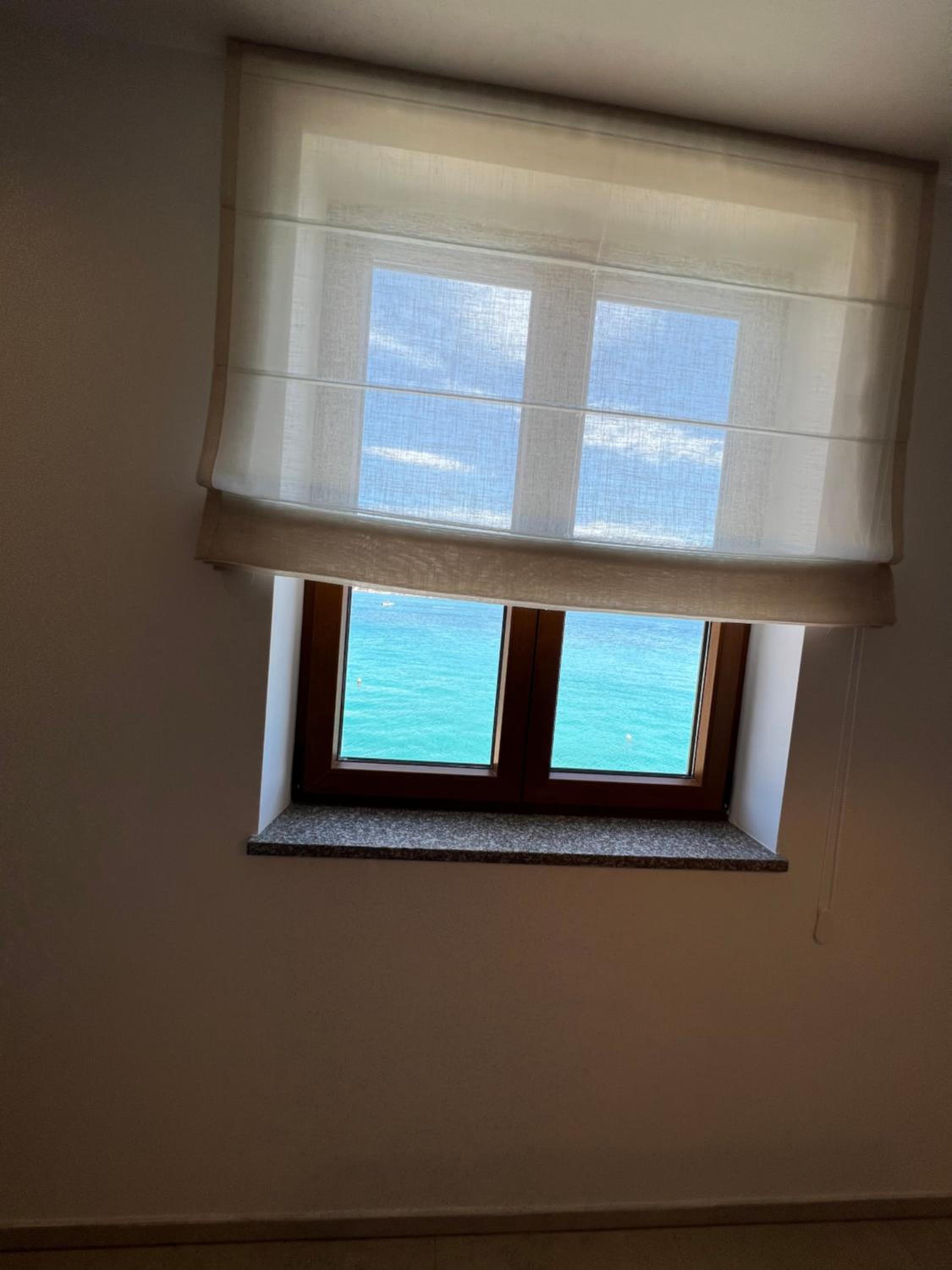 Apartment with Sea View - Photo 35