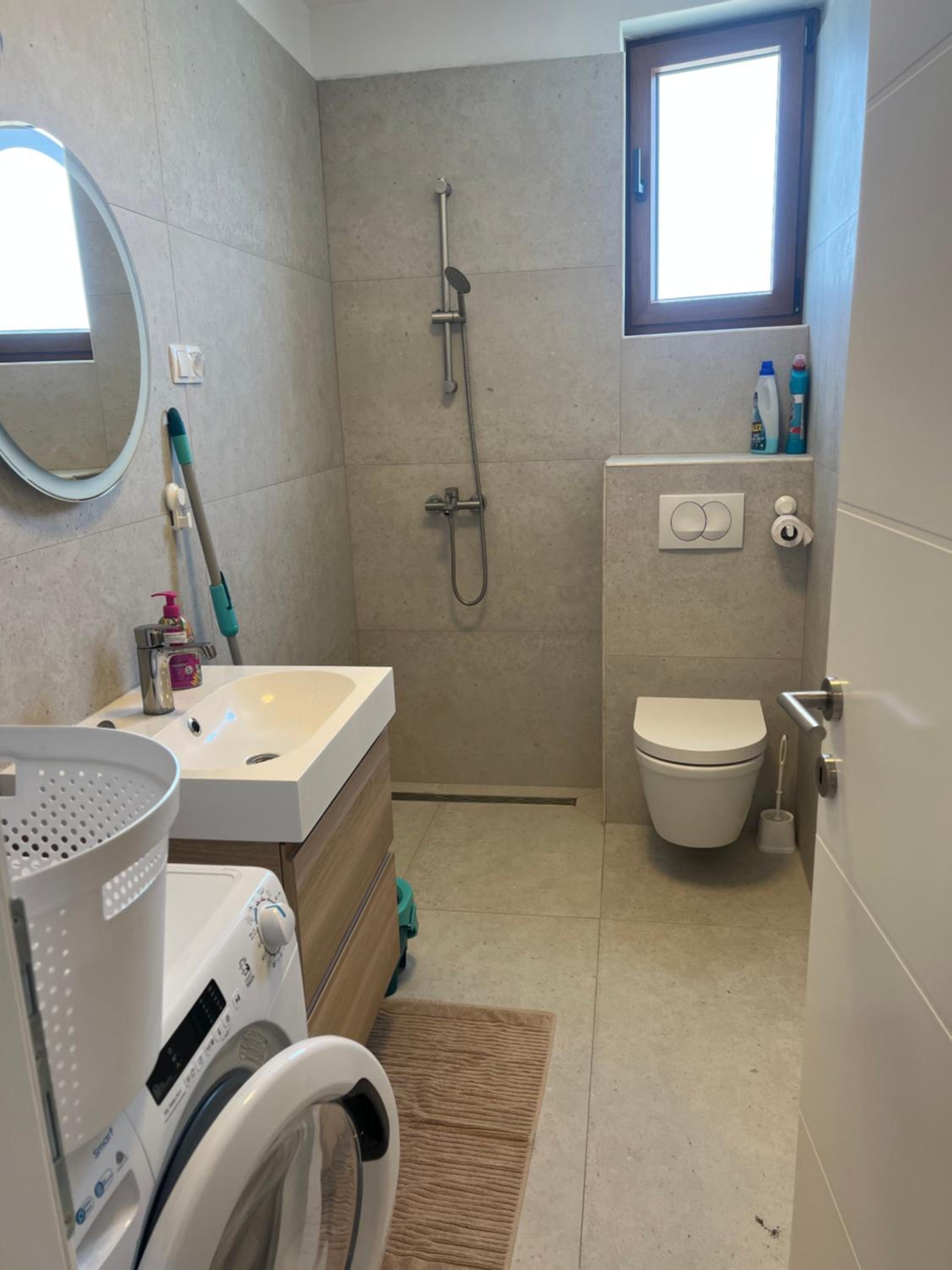 Apartment with Sea View - Photo 6