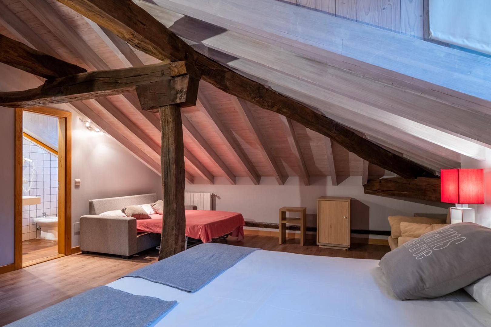Superior Triple Room photo 2