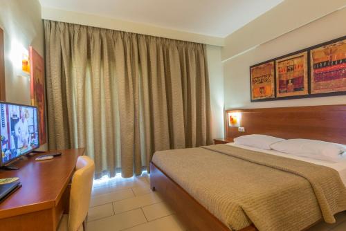 Standard Double Room - Photo 3