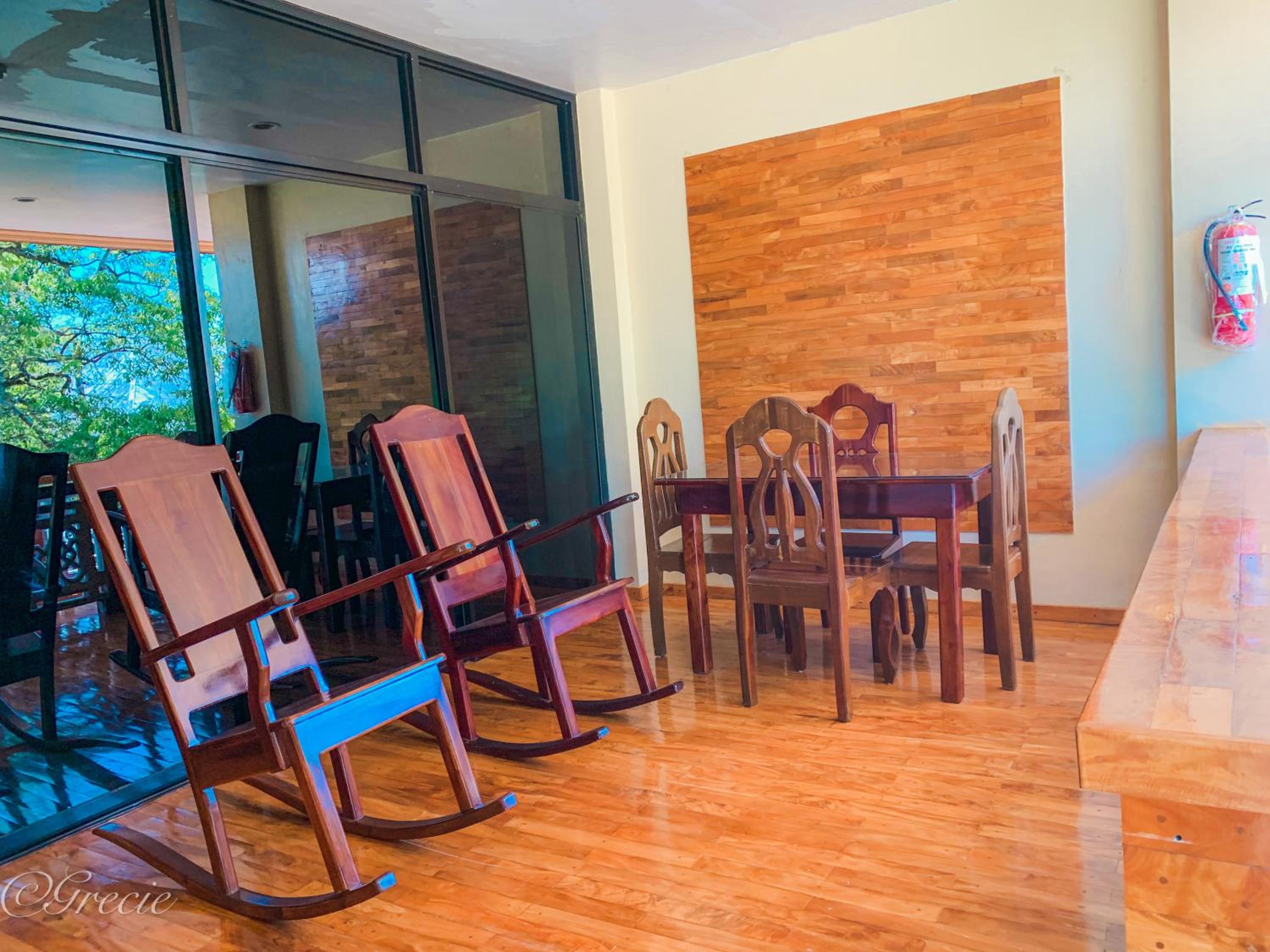 Suite with Balcony - Photo 11