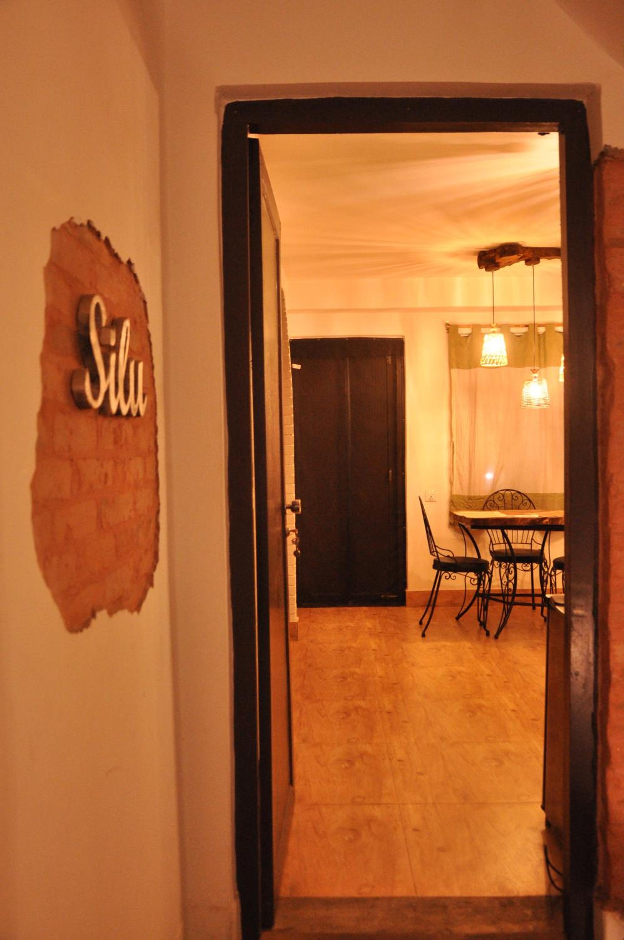 Apartment With Balcony photo 2