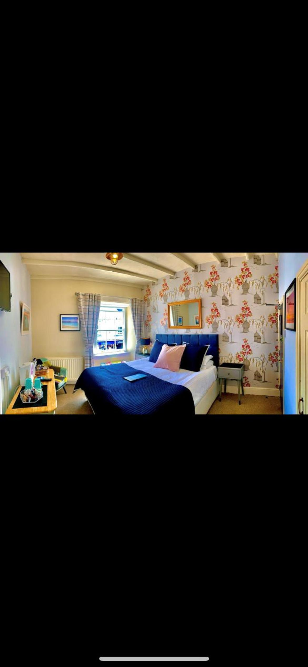 Double Room - Photo 10