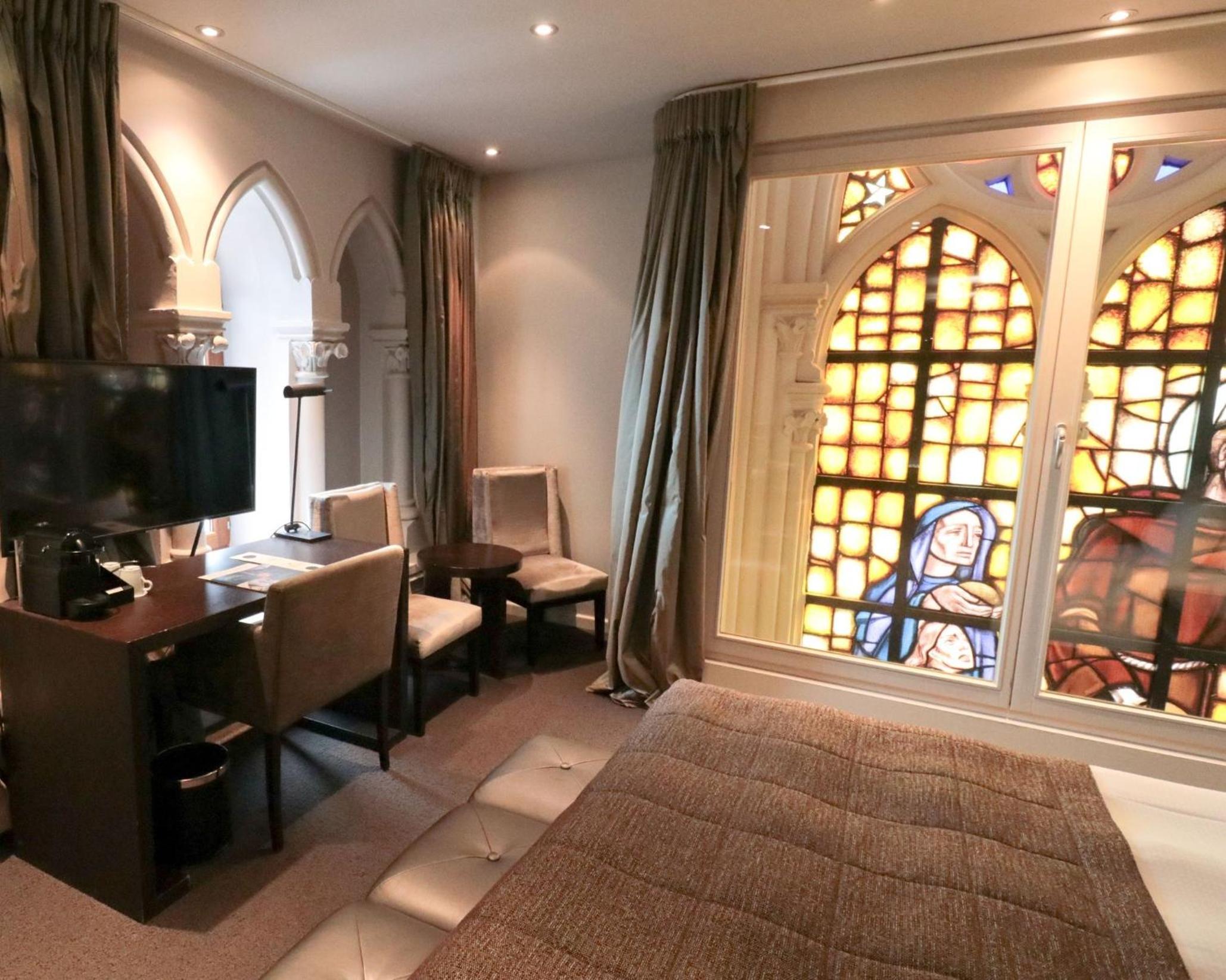 Superior Double Room in Church area - Photo 2