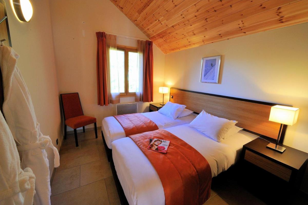 One-Bedroom Apartment (6 Adults)