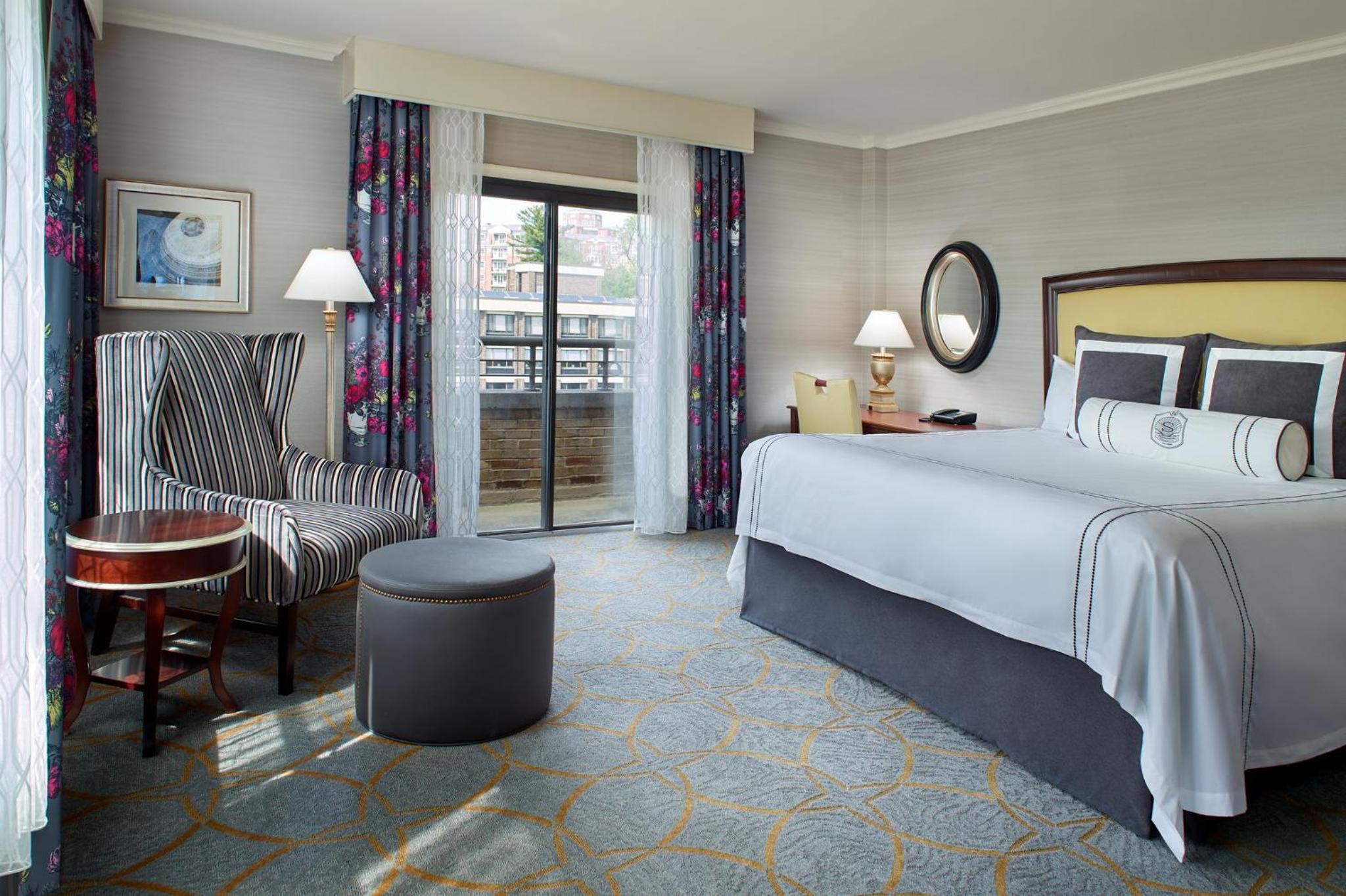 Accessible Traditional Room - 1 King Bed