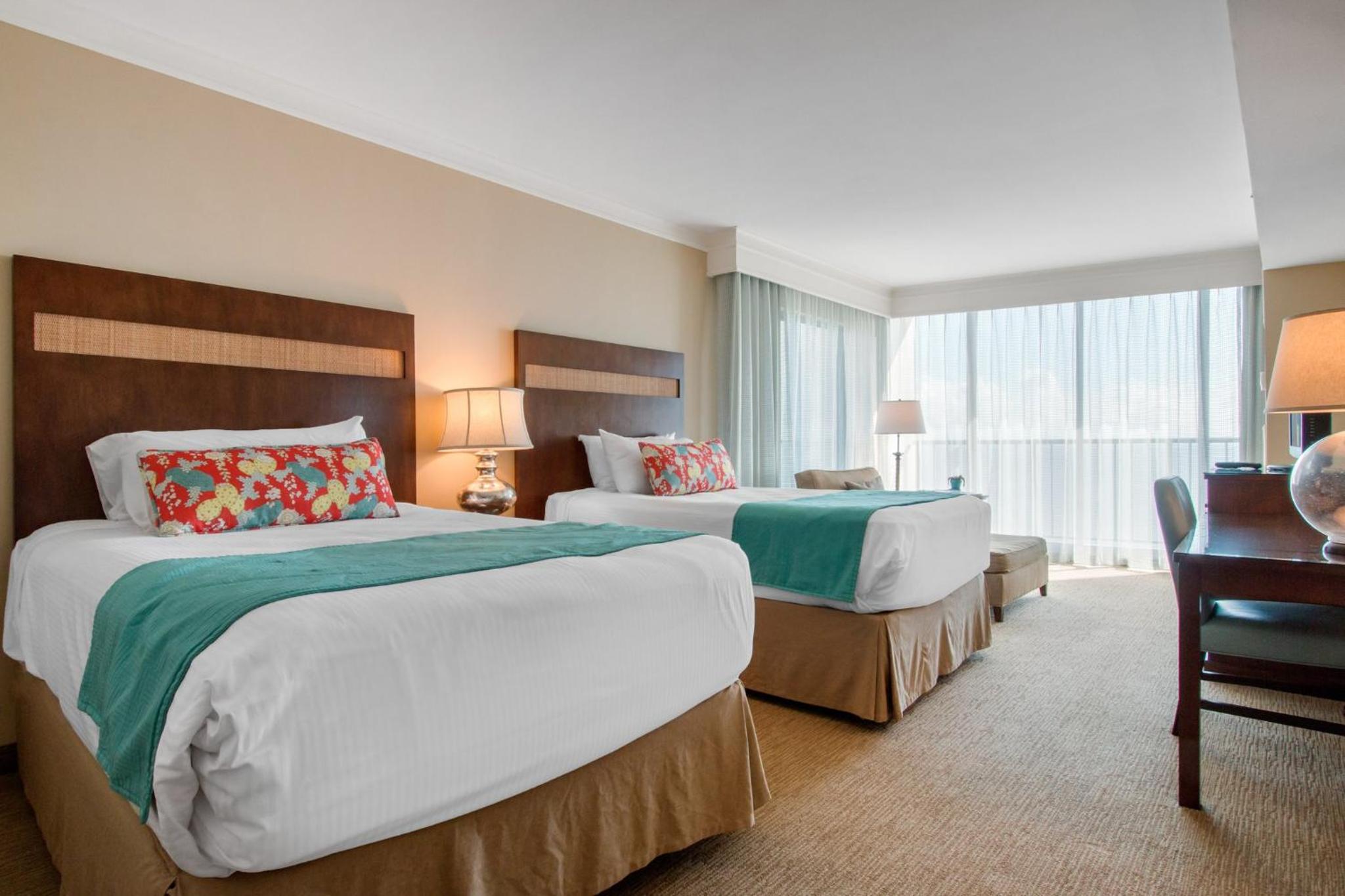 Premier Bayview Room - 2 Double Beds - Photo 5