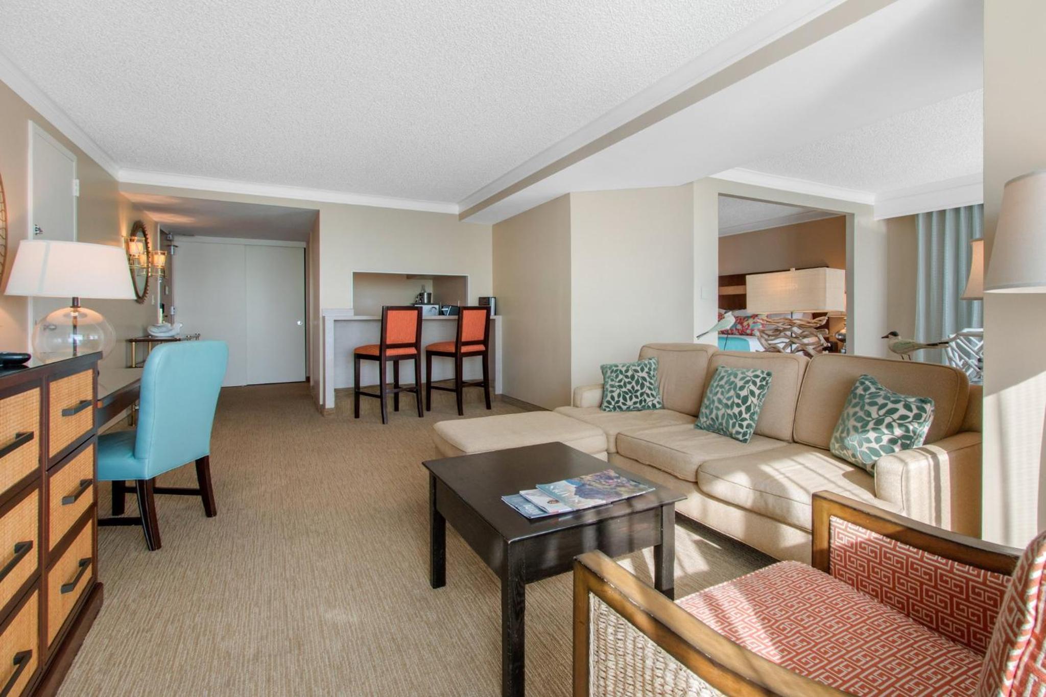 Bay View Suite - 1 King Bed - Photo 3