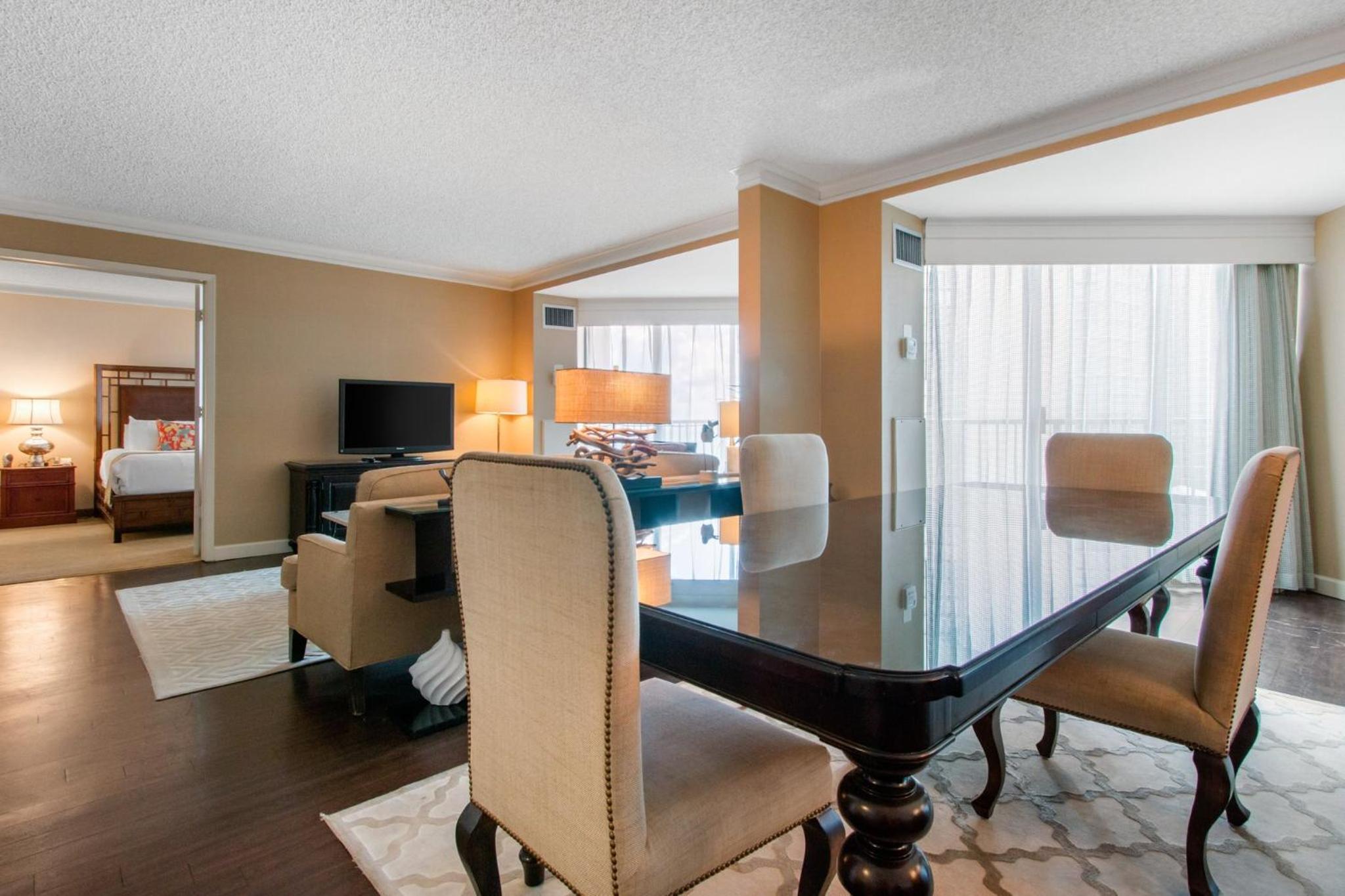 Superior Suite - Photo 2