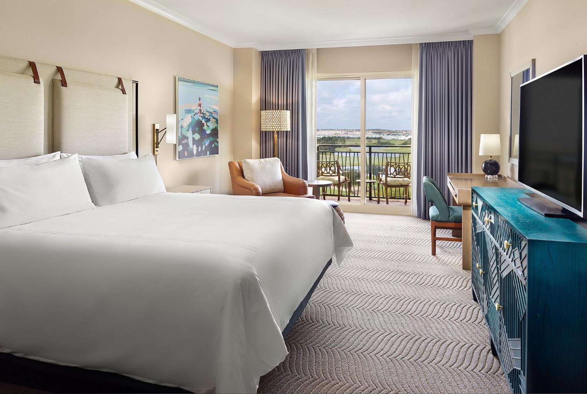 Premier Balcony Room - 1 King Bed