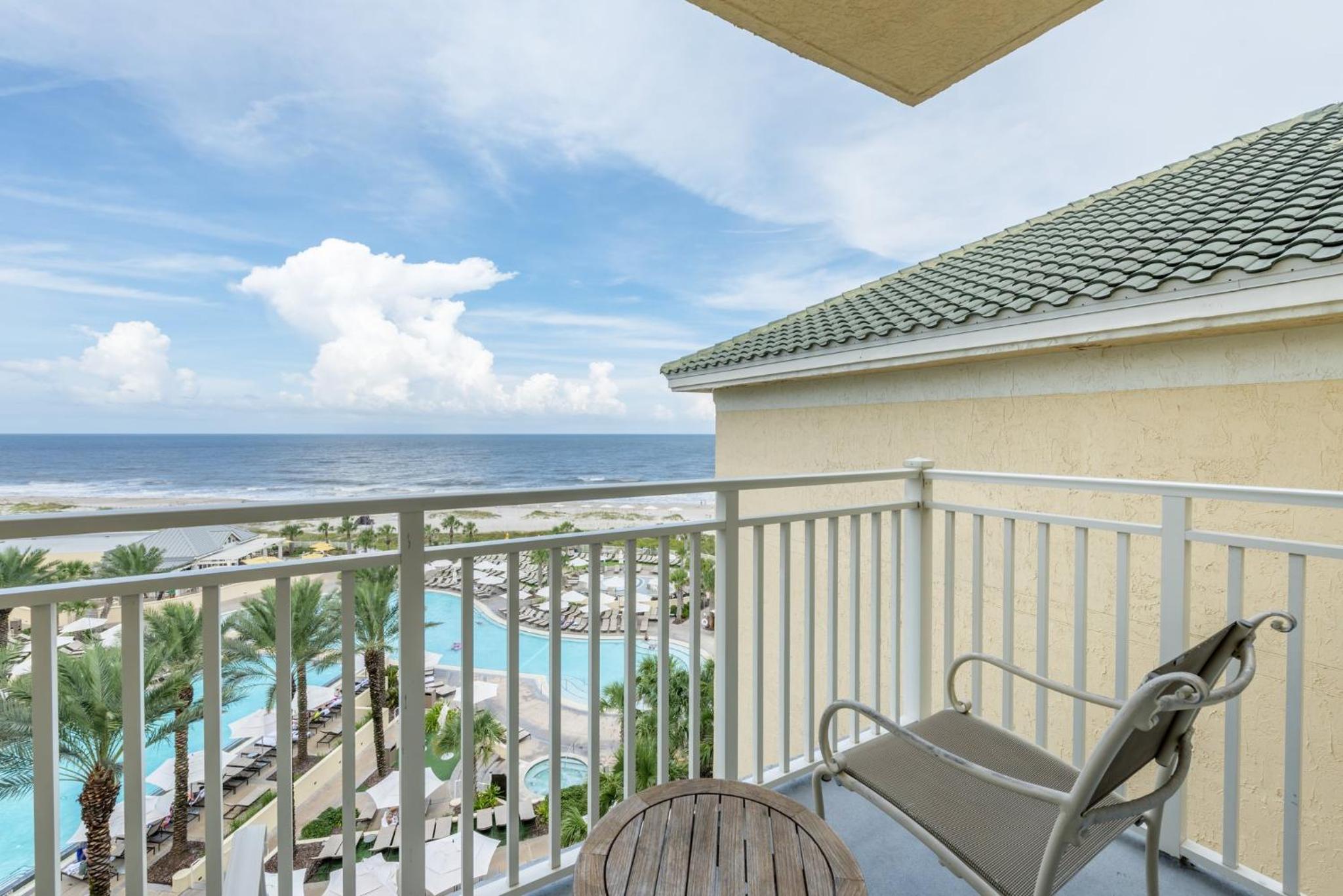 Accessible Ocean and Pool View Room Roll in Shower King Bed