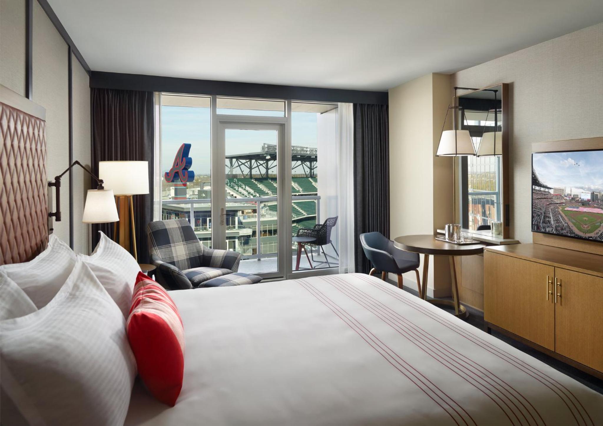 Premier Terrace Room - 1 King Bed