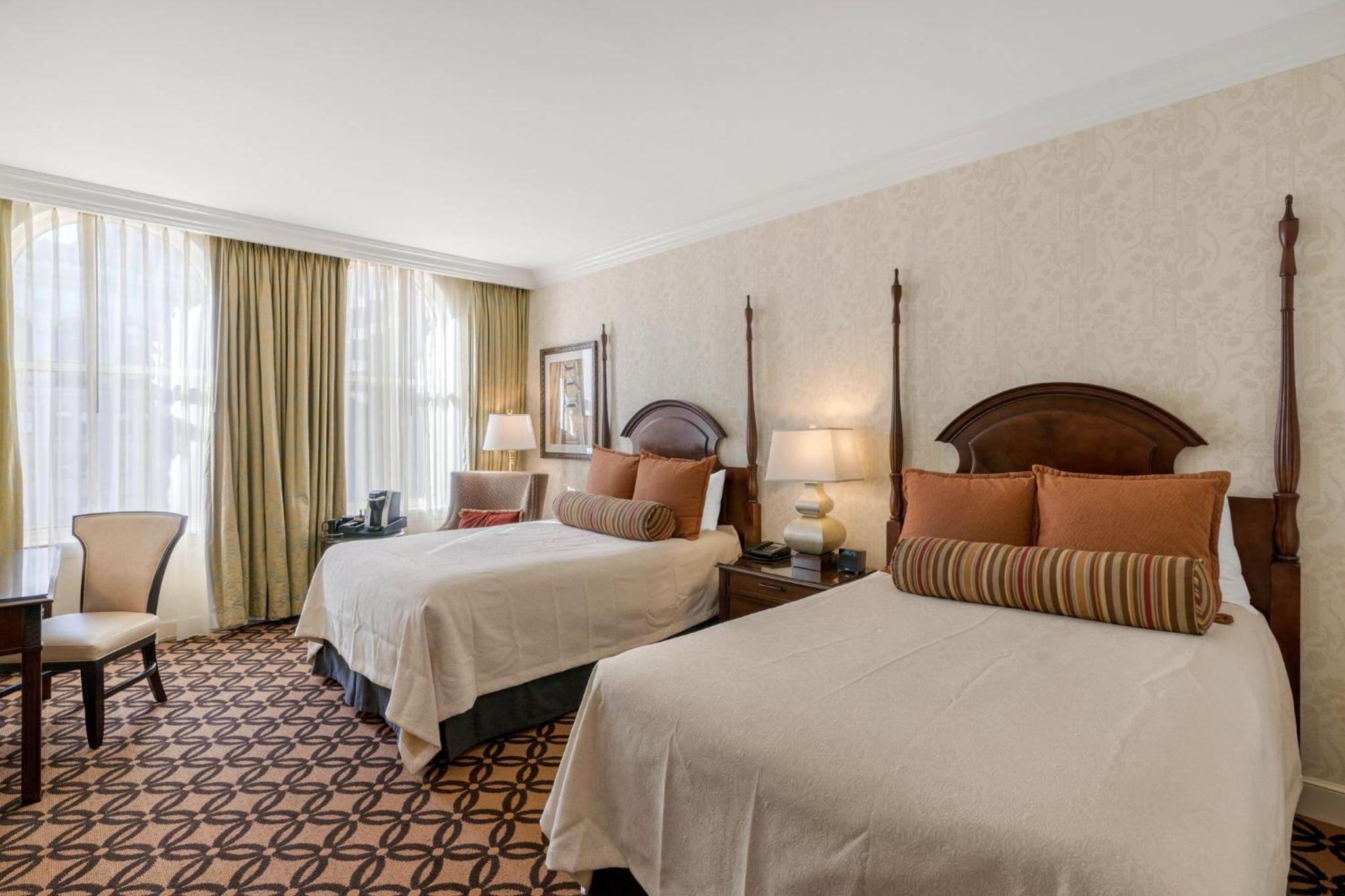 Signature Room with Two Double Beds  - Photo 3