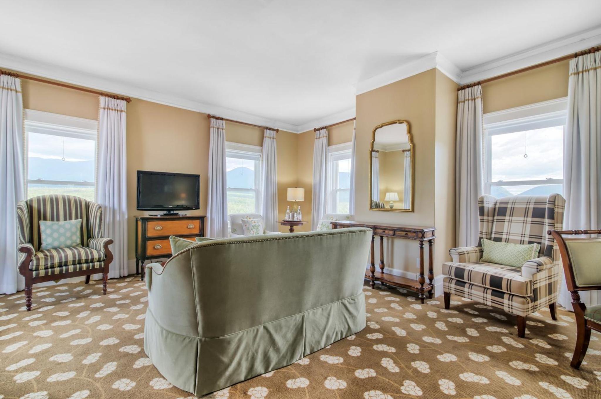 Luxury Tower King Suite - One Bedroom - Photo 4