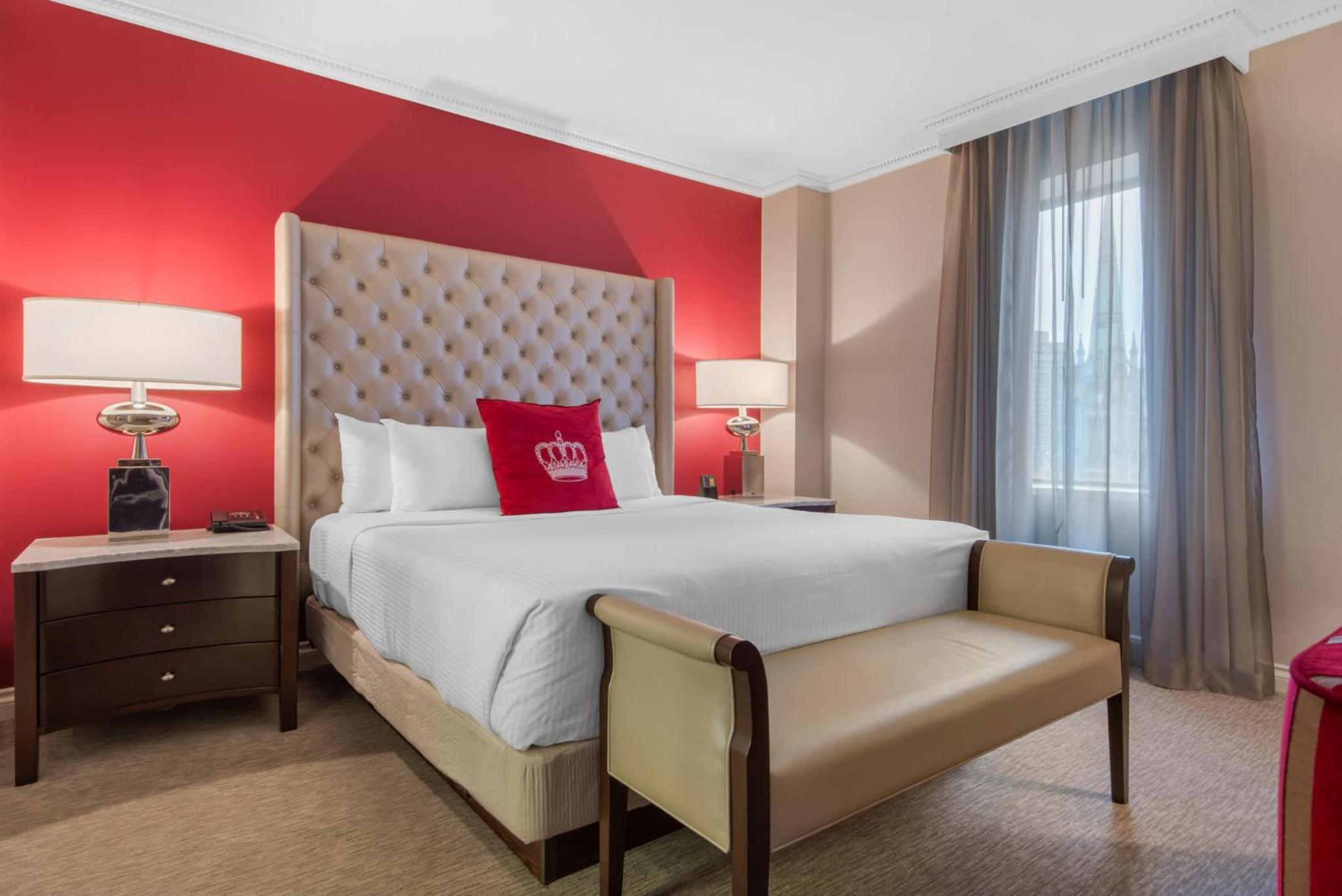 Premier King Room with One King Bed (Non Smoking)