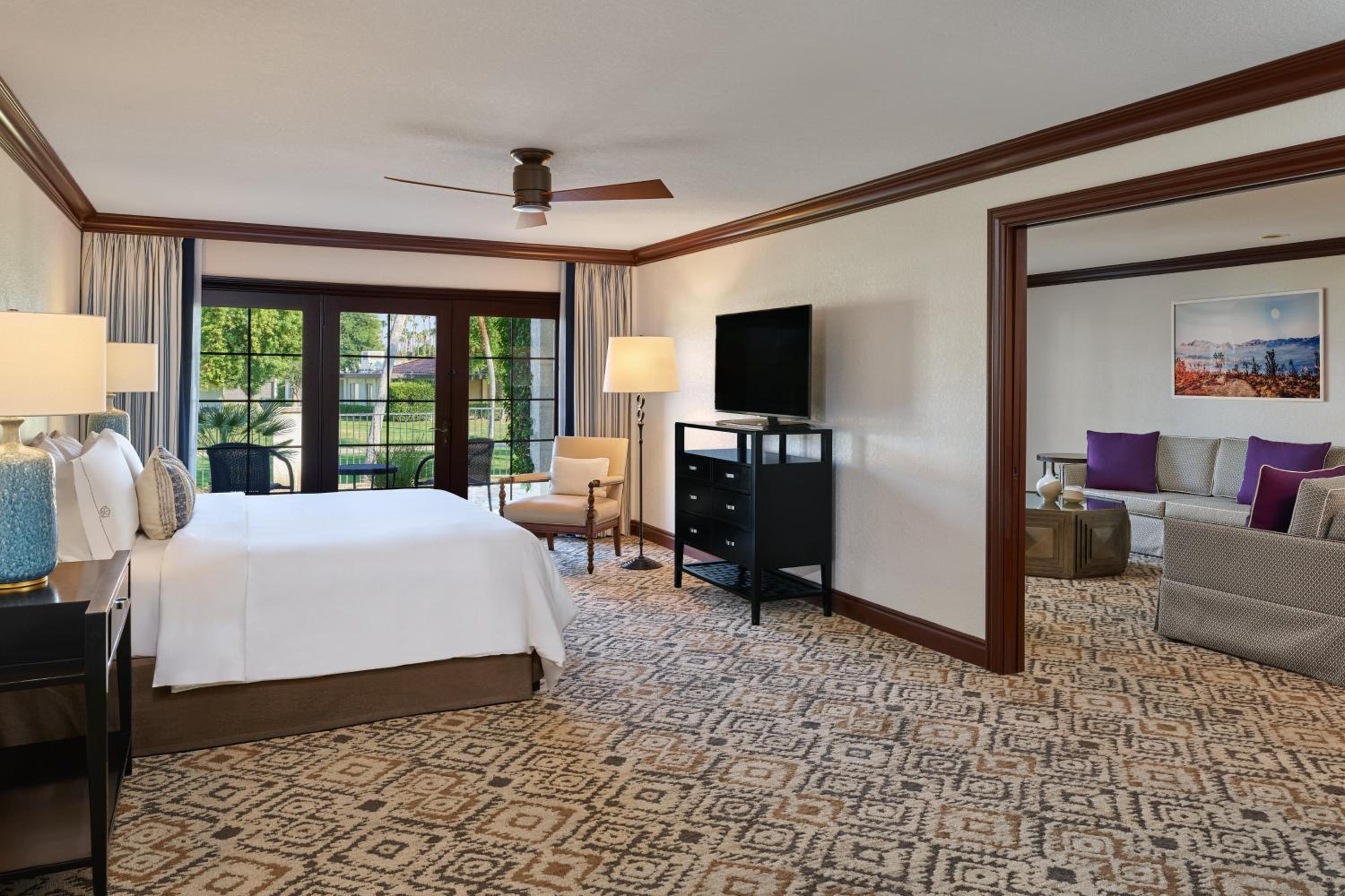 King Suite - Photo 3