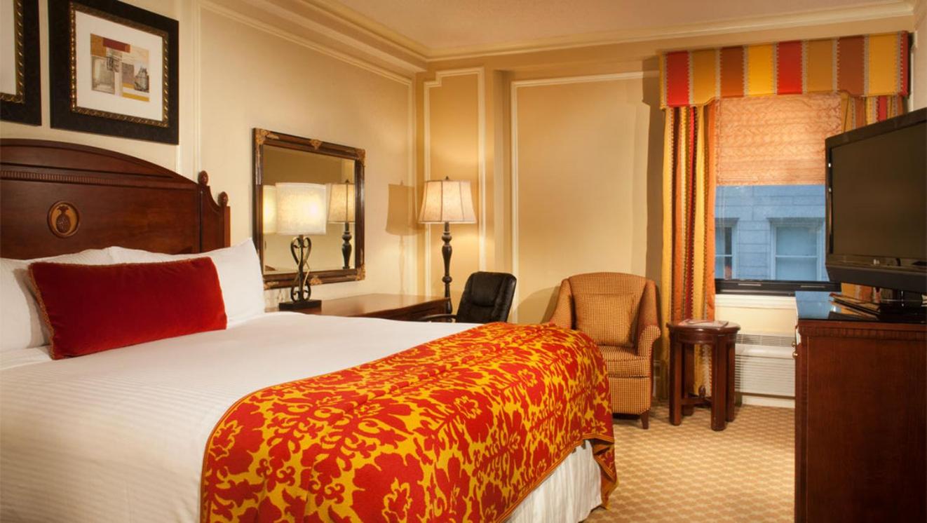 Deluxe King Room