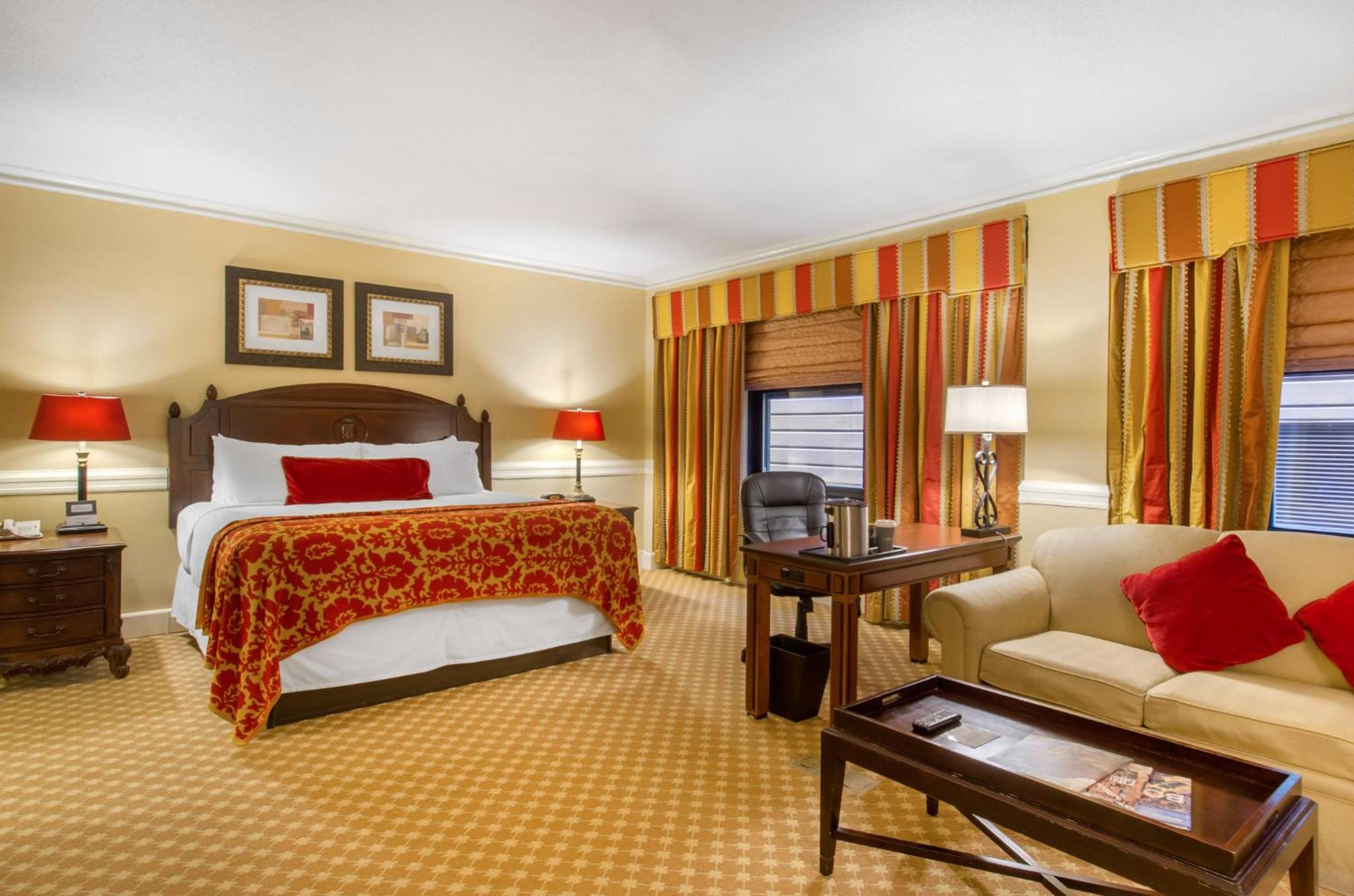 Executive Room - 1 King Bed