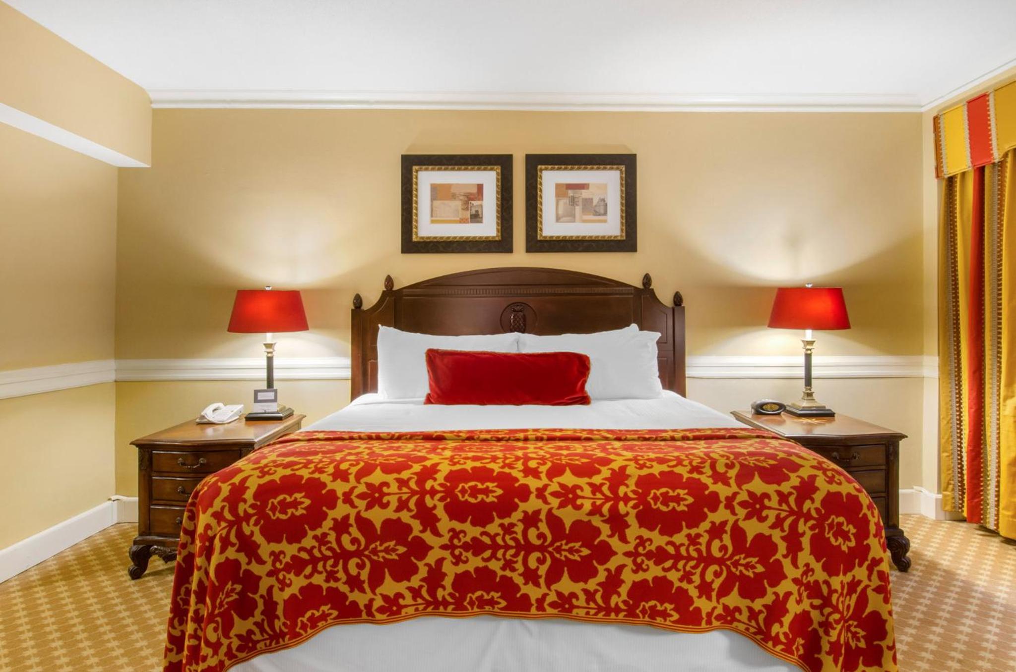 Executive Room - 1 King Bed