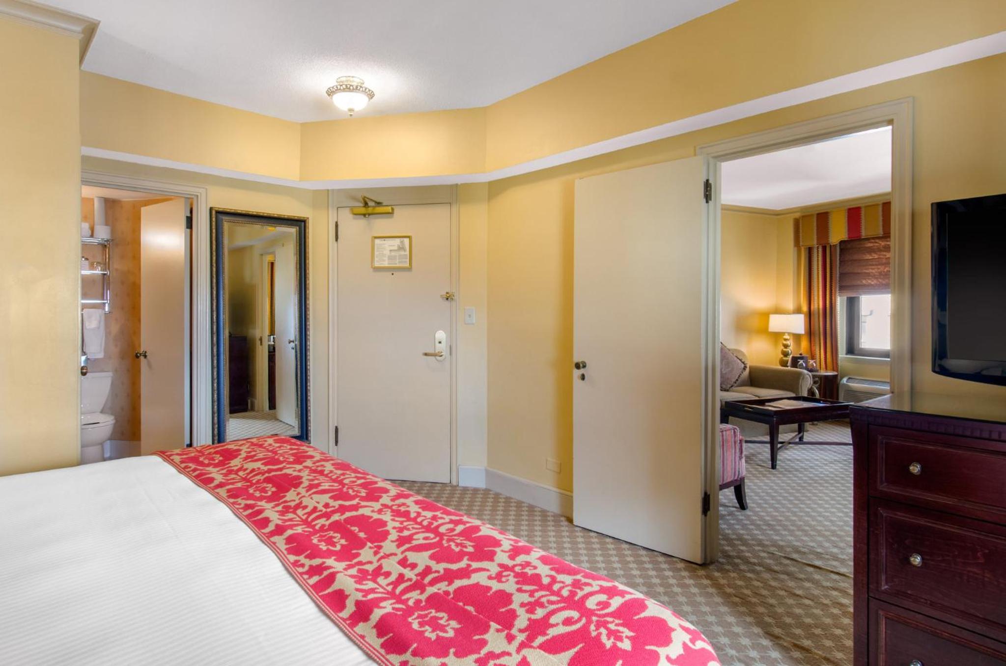 Premier Suite with King Bed