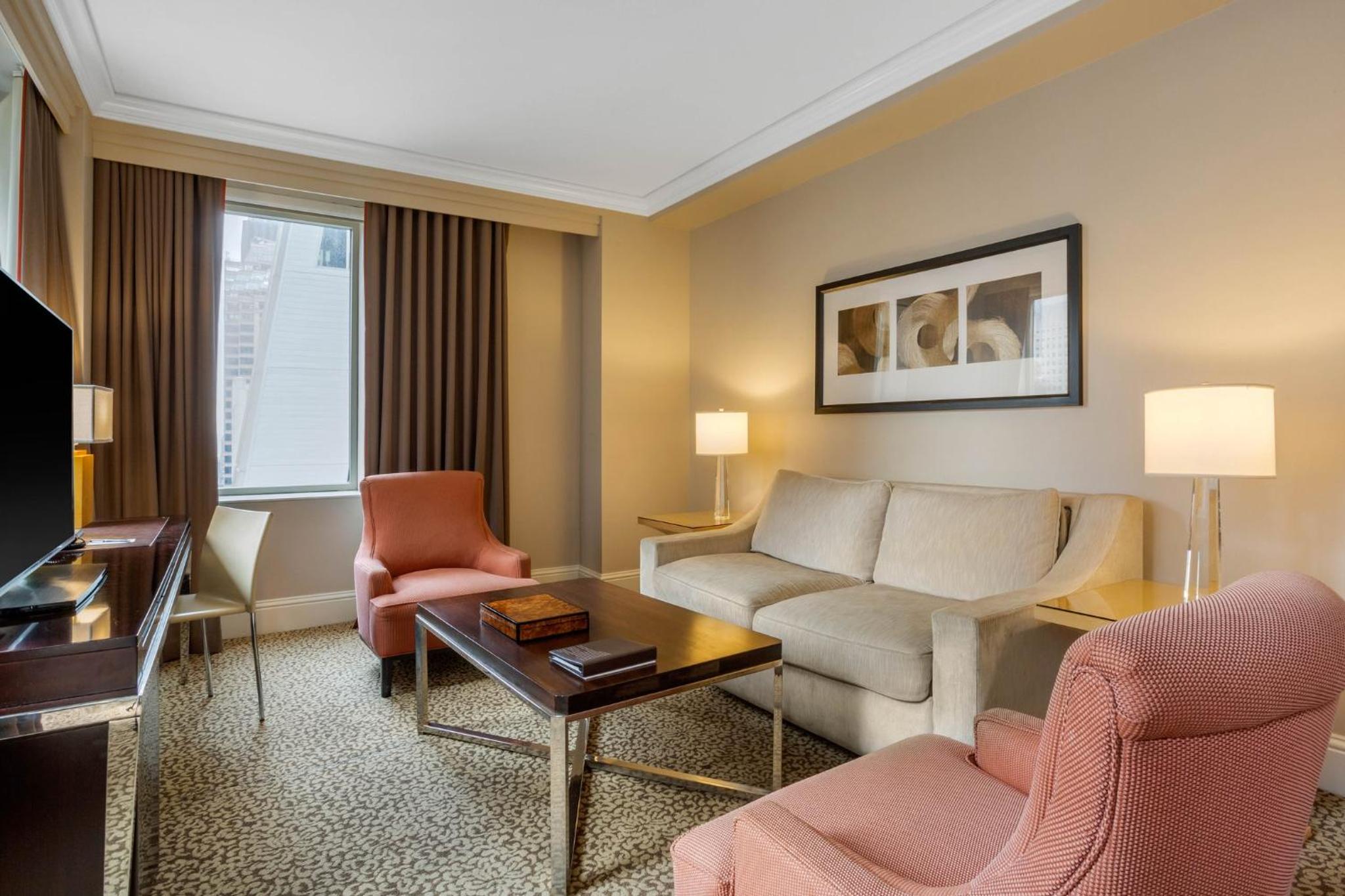 5th Avenue Suite 1 King Bed with Terrace