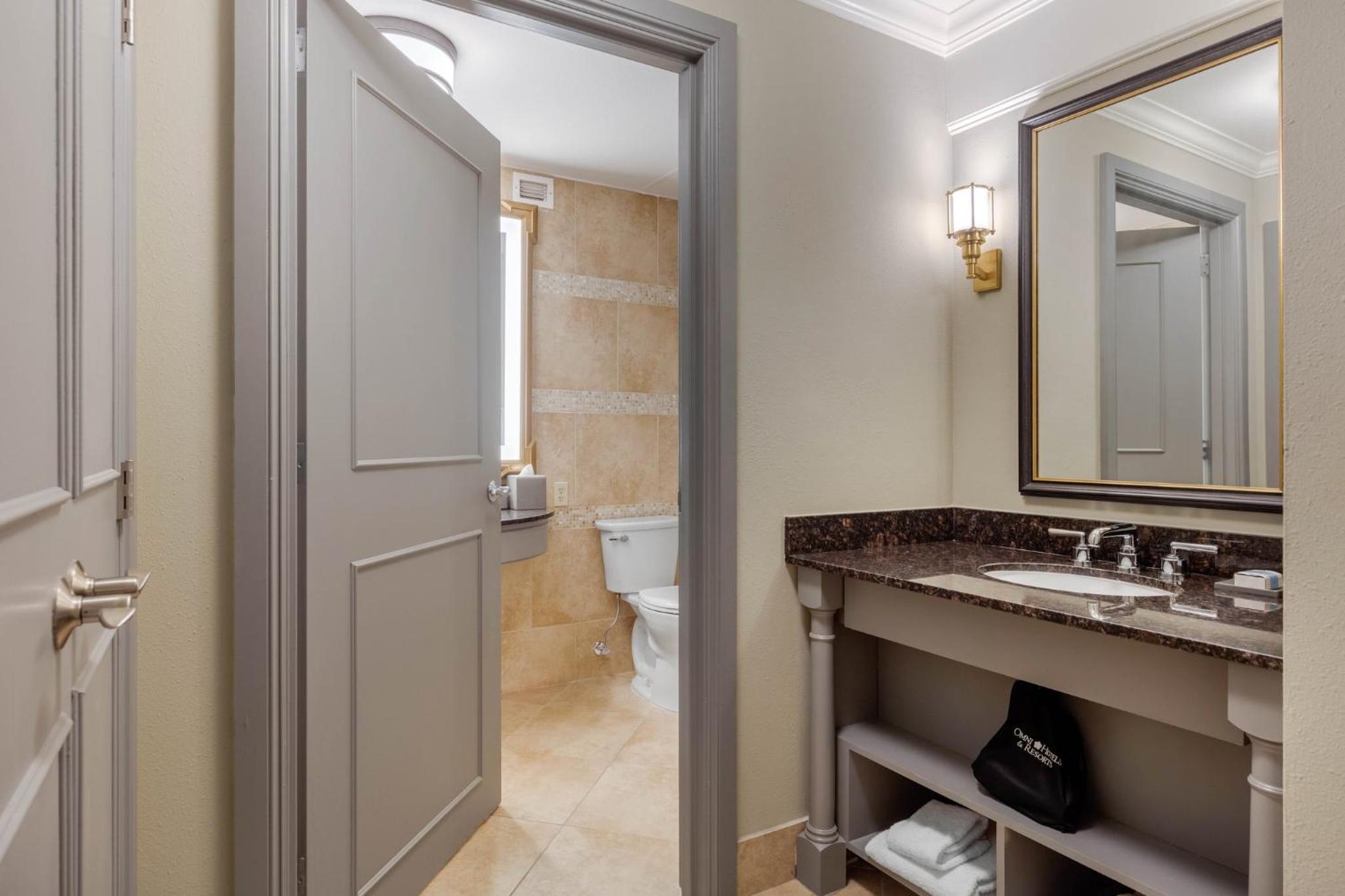 Texas Classic Room - 2 Queen Beds