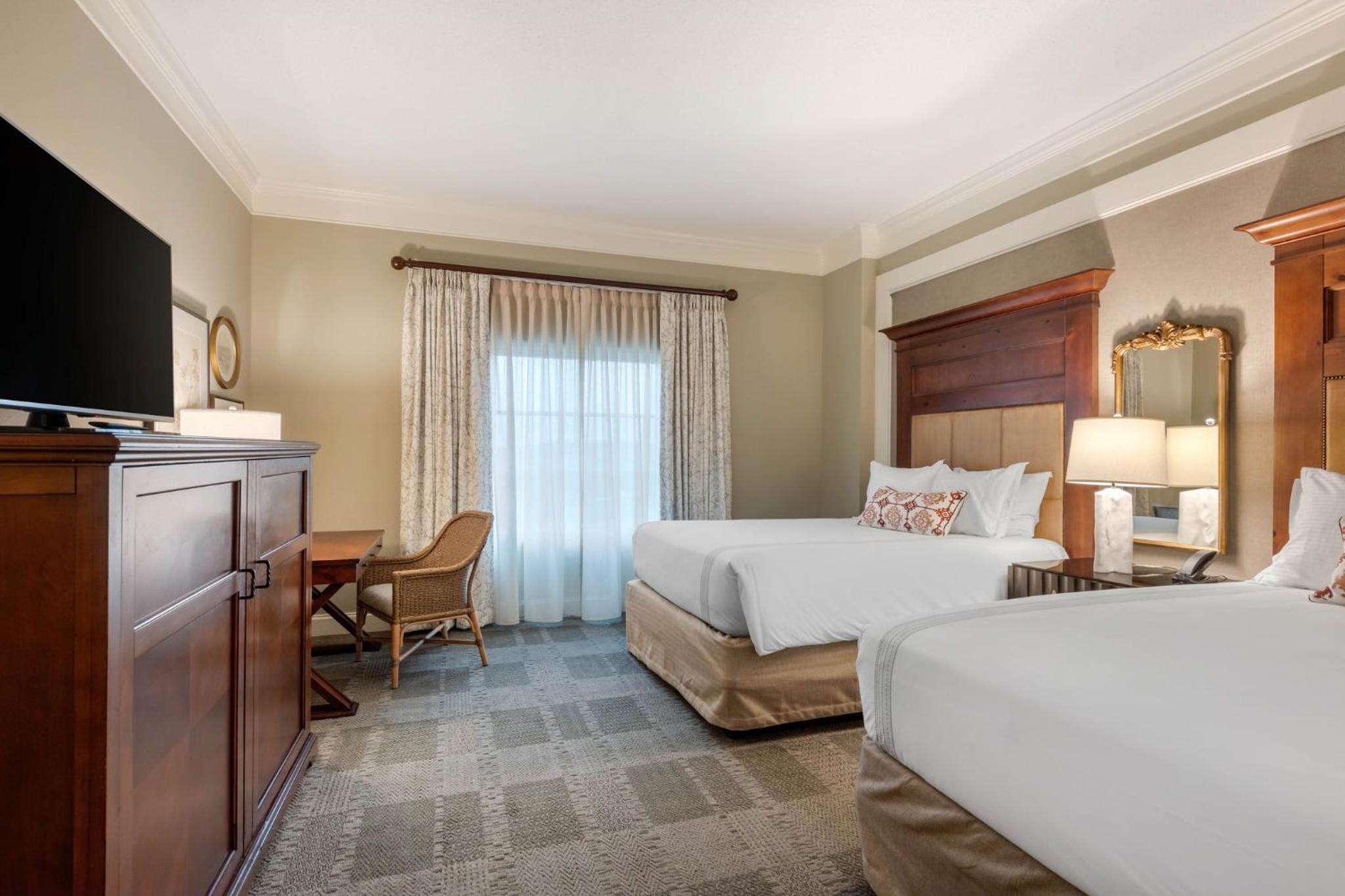 Deluxe Room - 2 Queen Beds