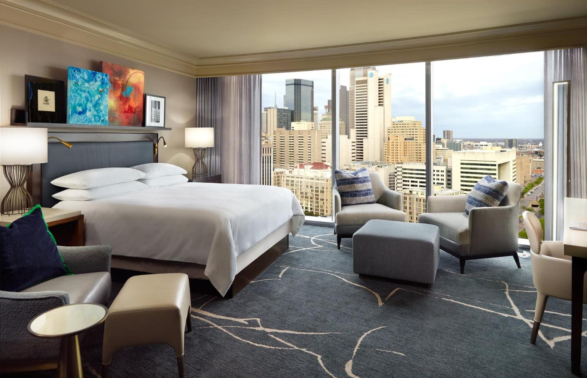 Premier King Room - Photo 4