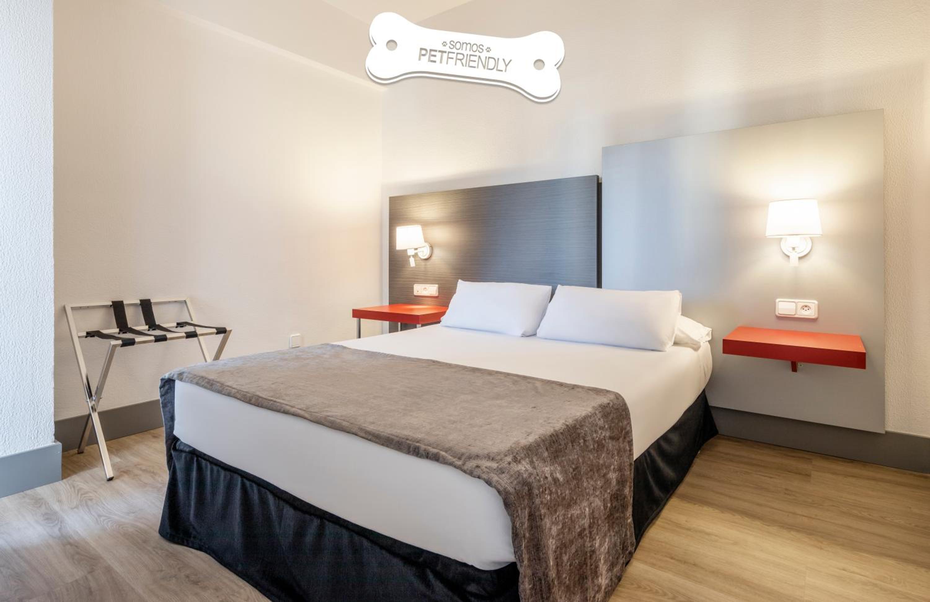 Double Room Pet Friendly - Photo 3