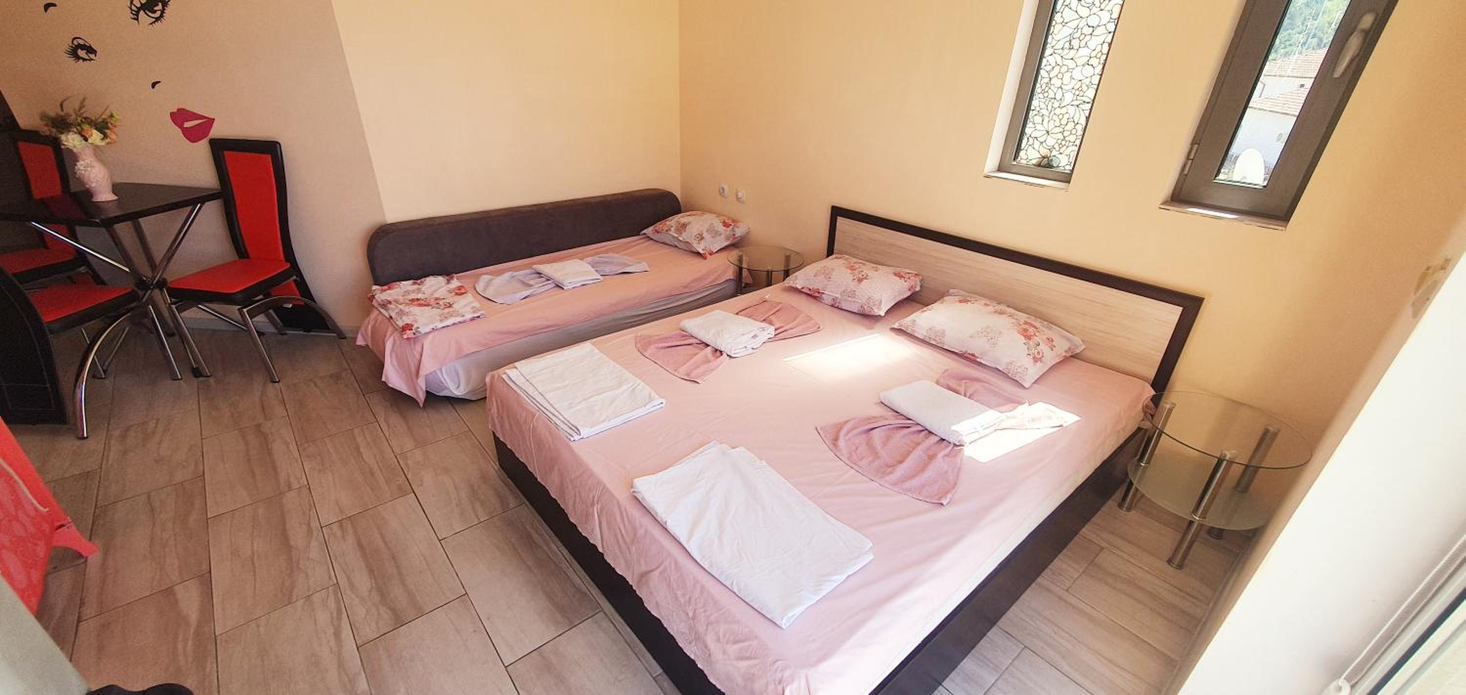 Studio with Sofa Bed