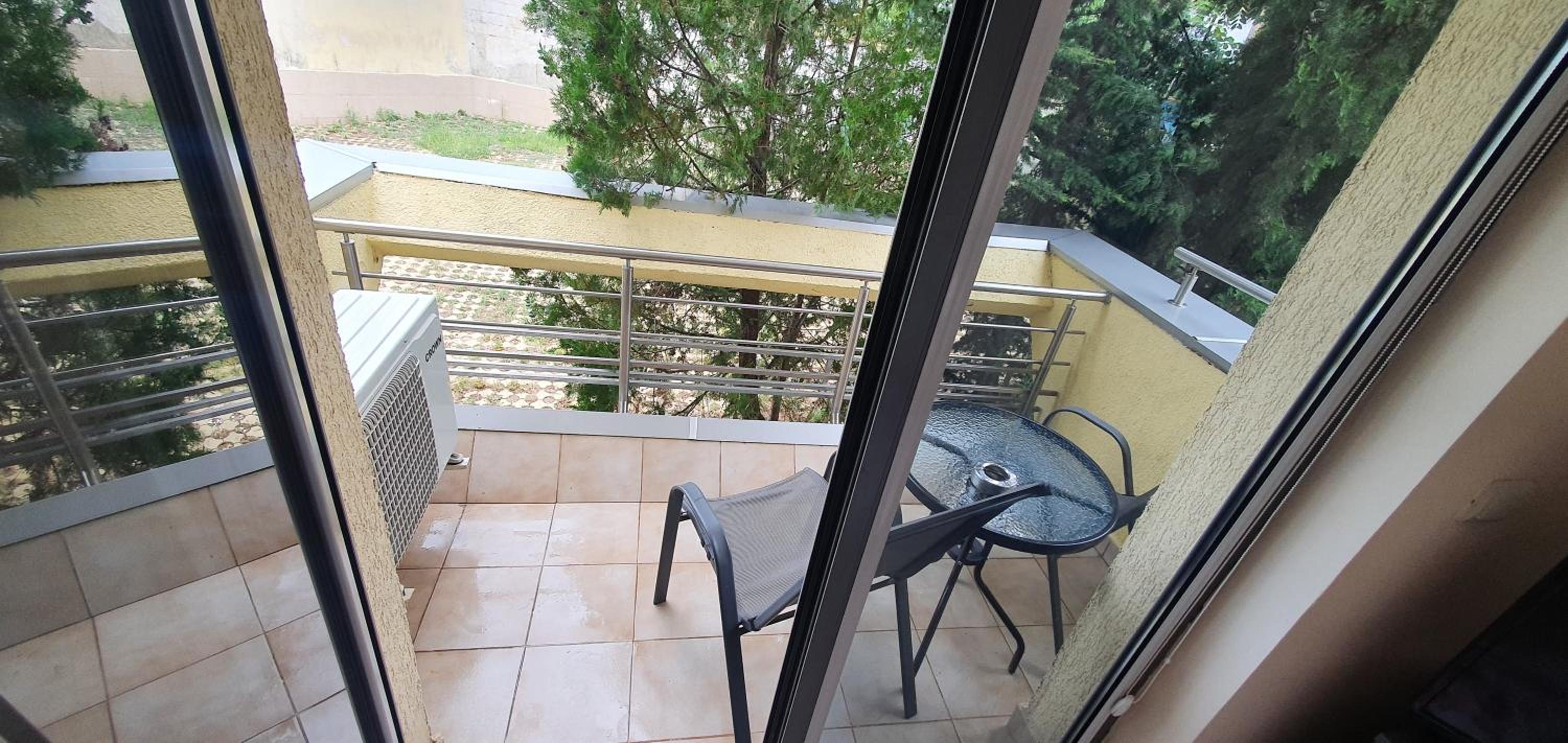Two-Bedroom Apartment - Photo 9