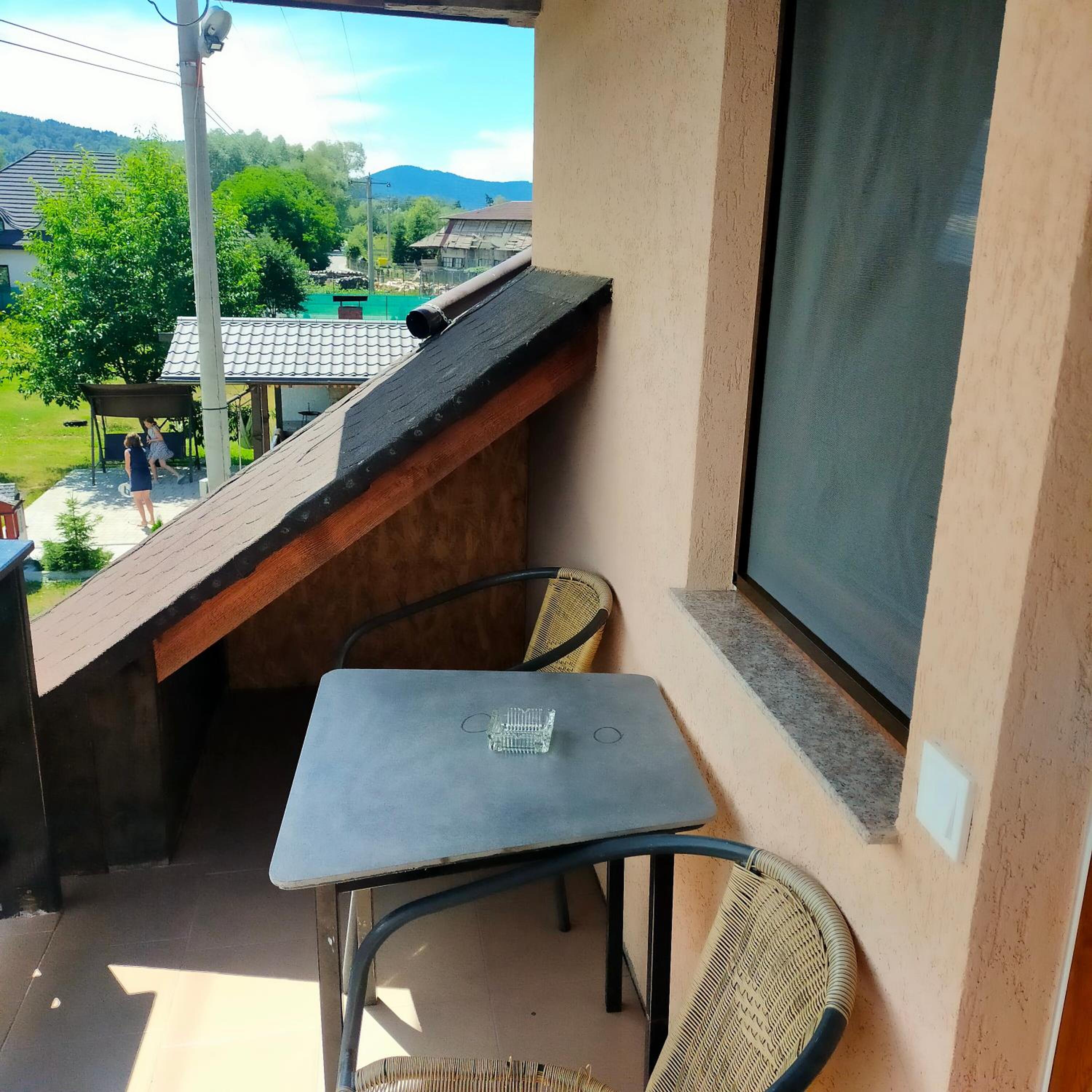 Double Room with Private Bathroom - Photo 4