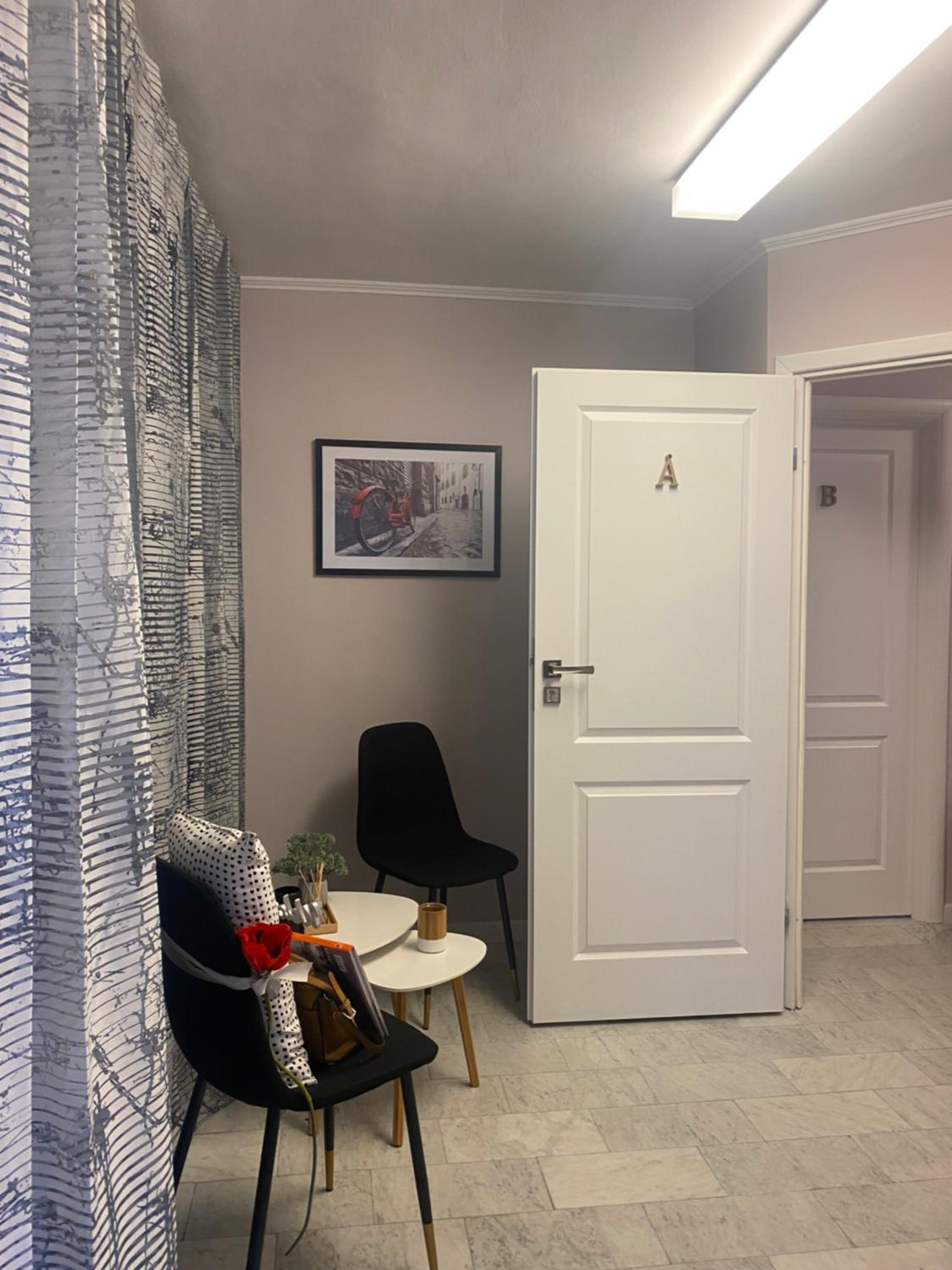 One-Bedroom Apartment - Photo 6