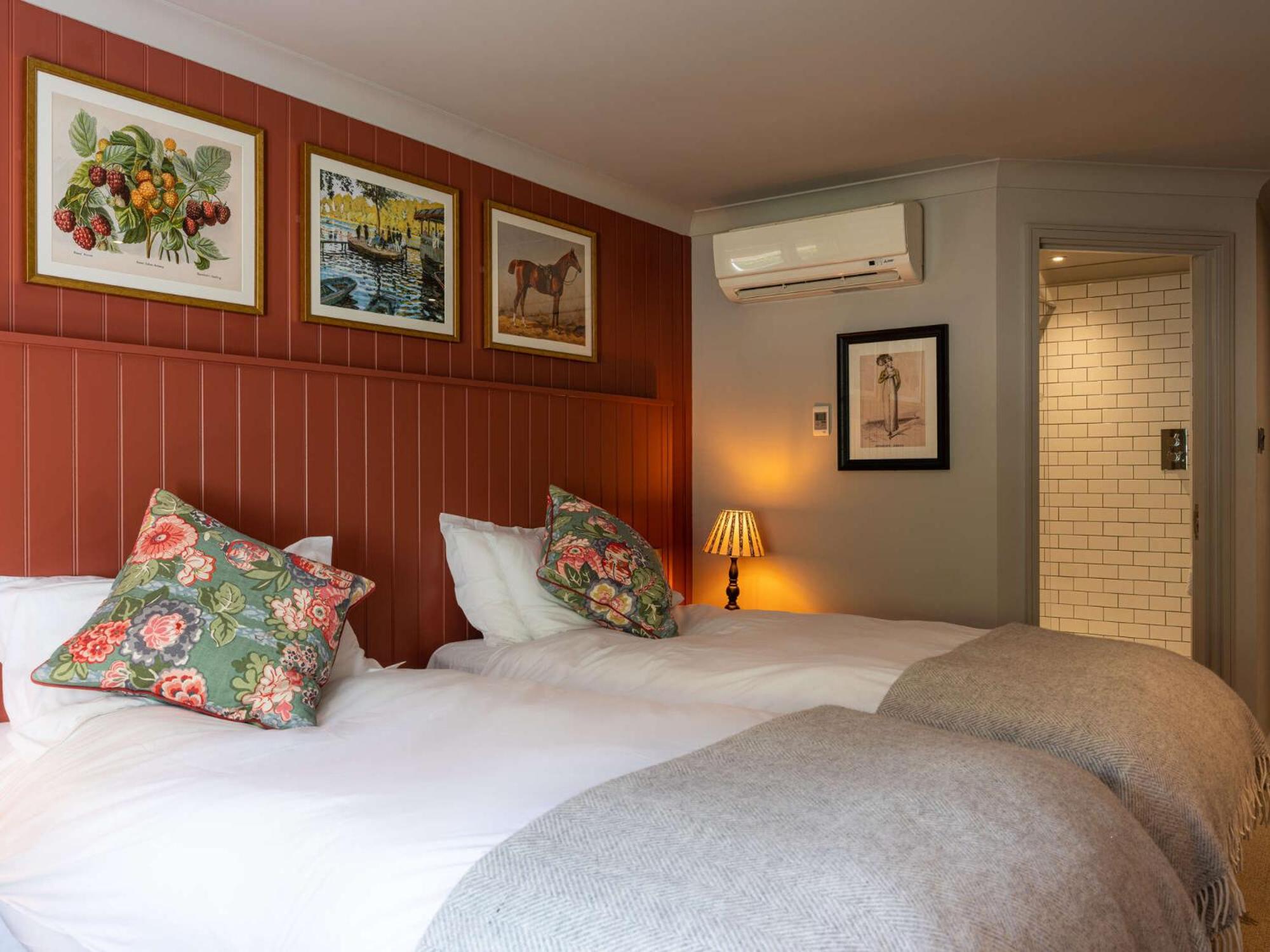 Superior Twin Room - Photo 2