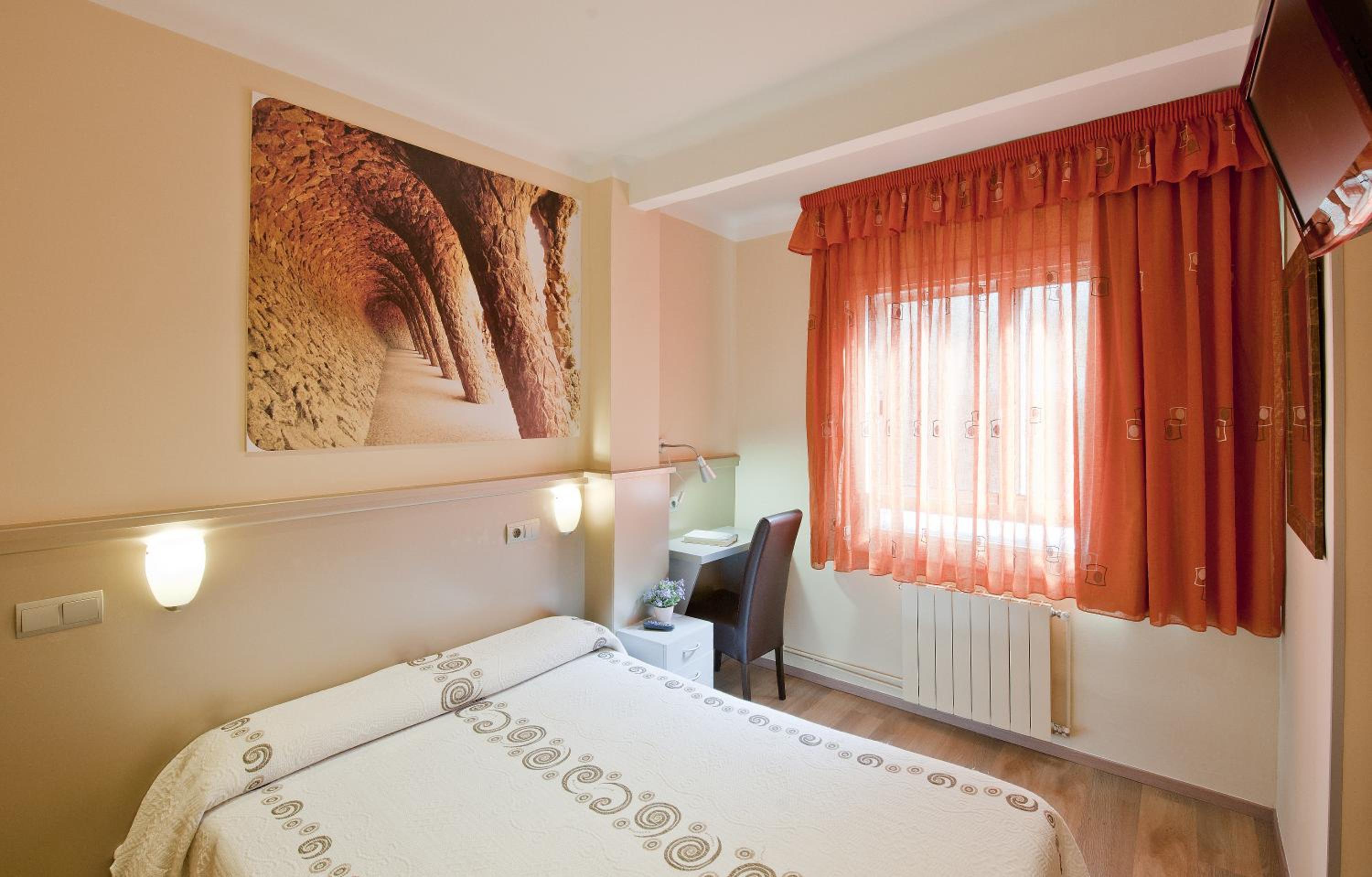 Double or Twin Room with Private Bathroom